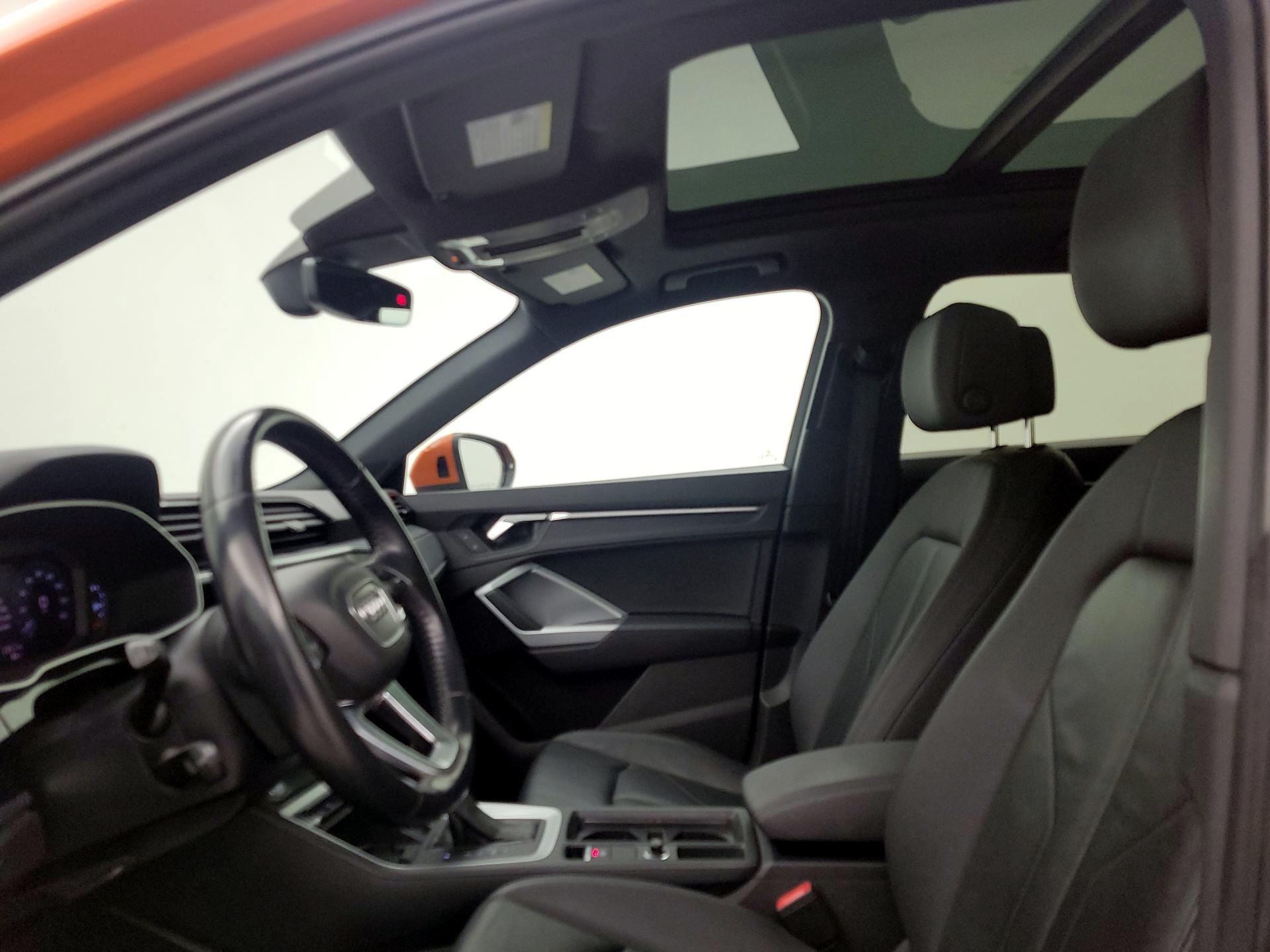 Thumbnail: 2020 Audi Q3 - 19