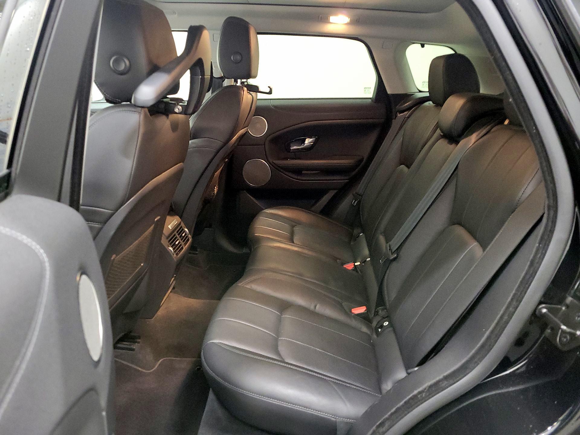 Thumbnail: 2019 Land Rover Range Rover Evoque - 18