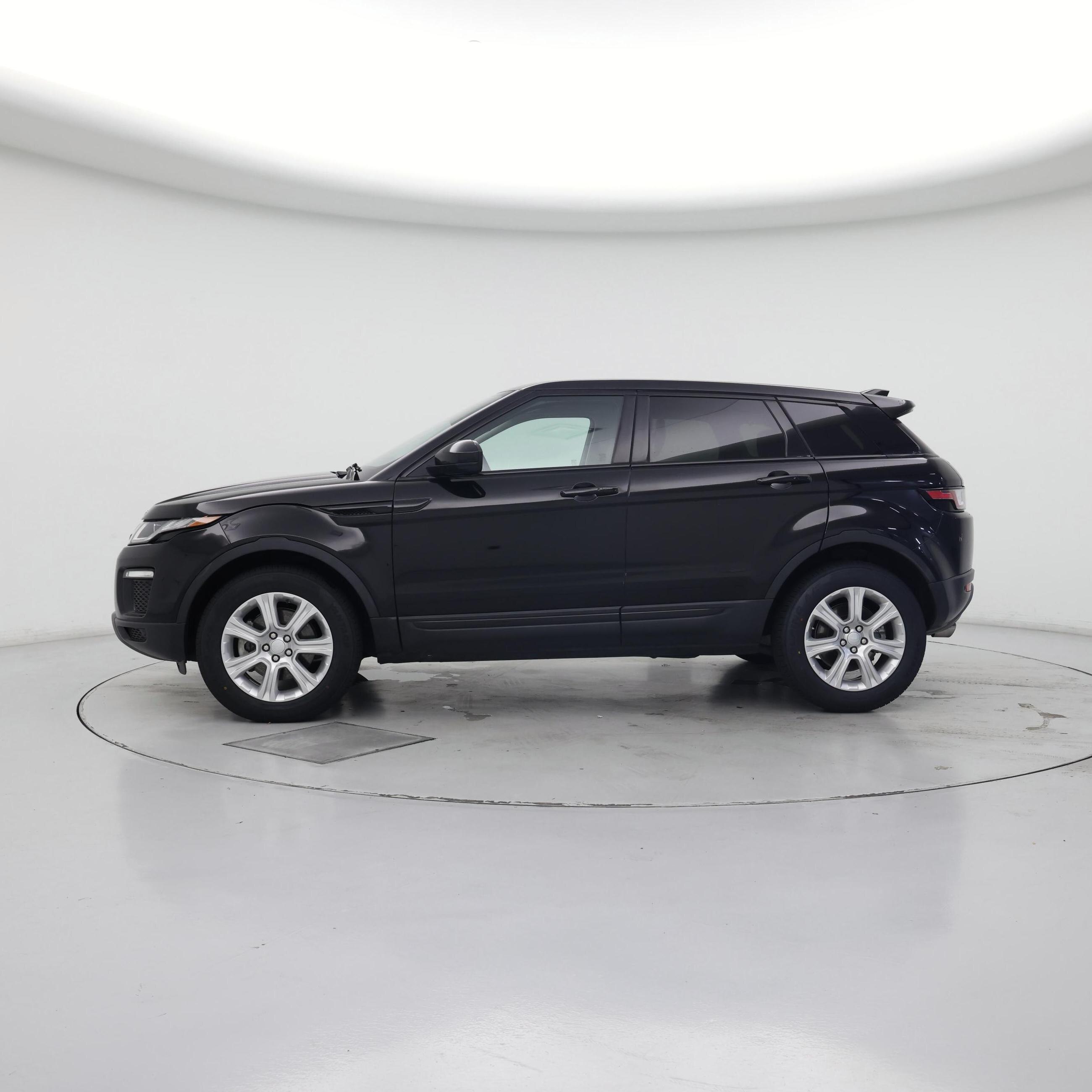 Thumbnail: 2019 Land Rover Range Rover Evoque - 3