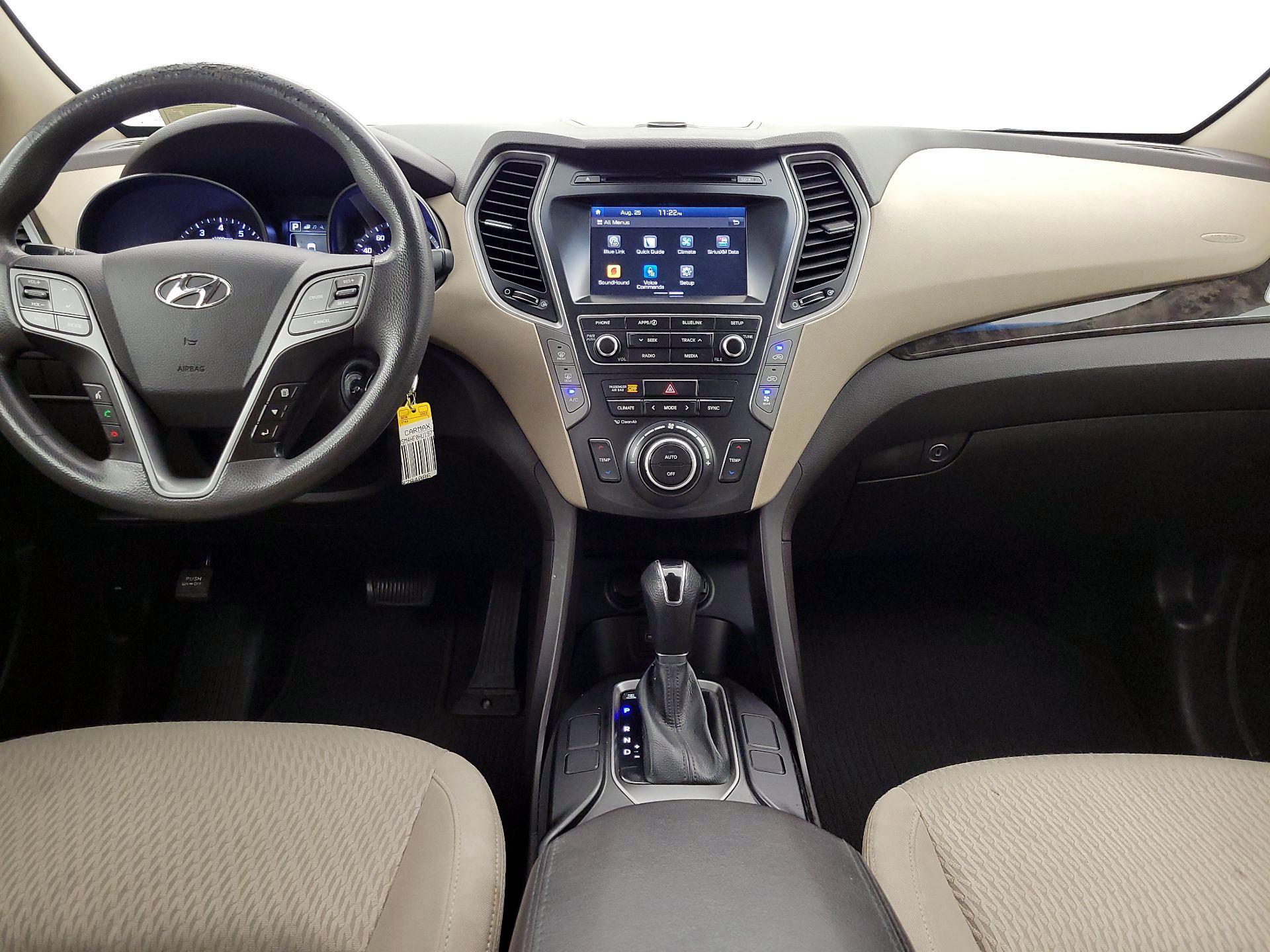 Thumbnail: 2017 Hyundai Santa Fe - 9