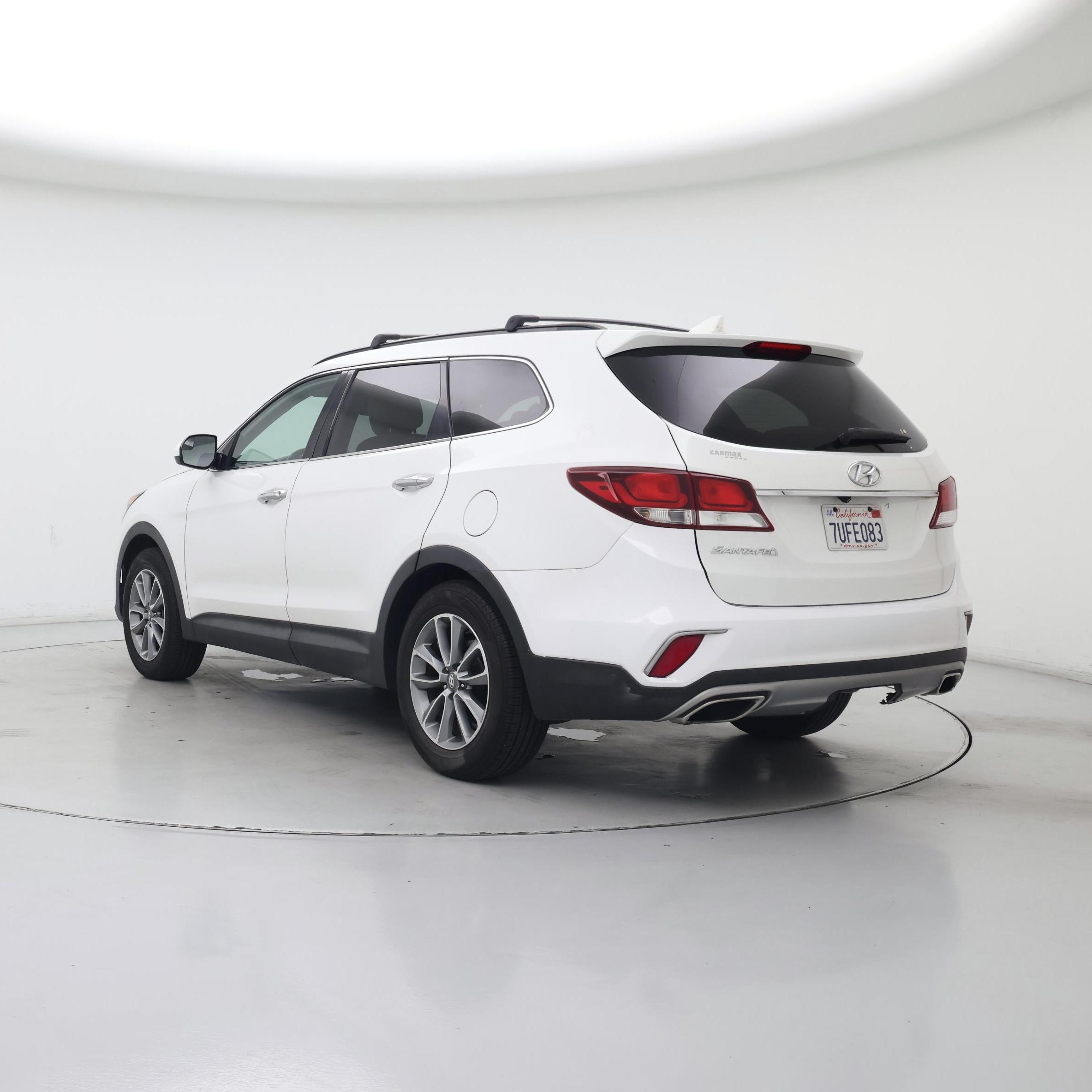 Thumbnail: 2017 Hyundai Santa Fe - 2