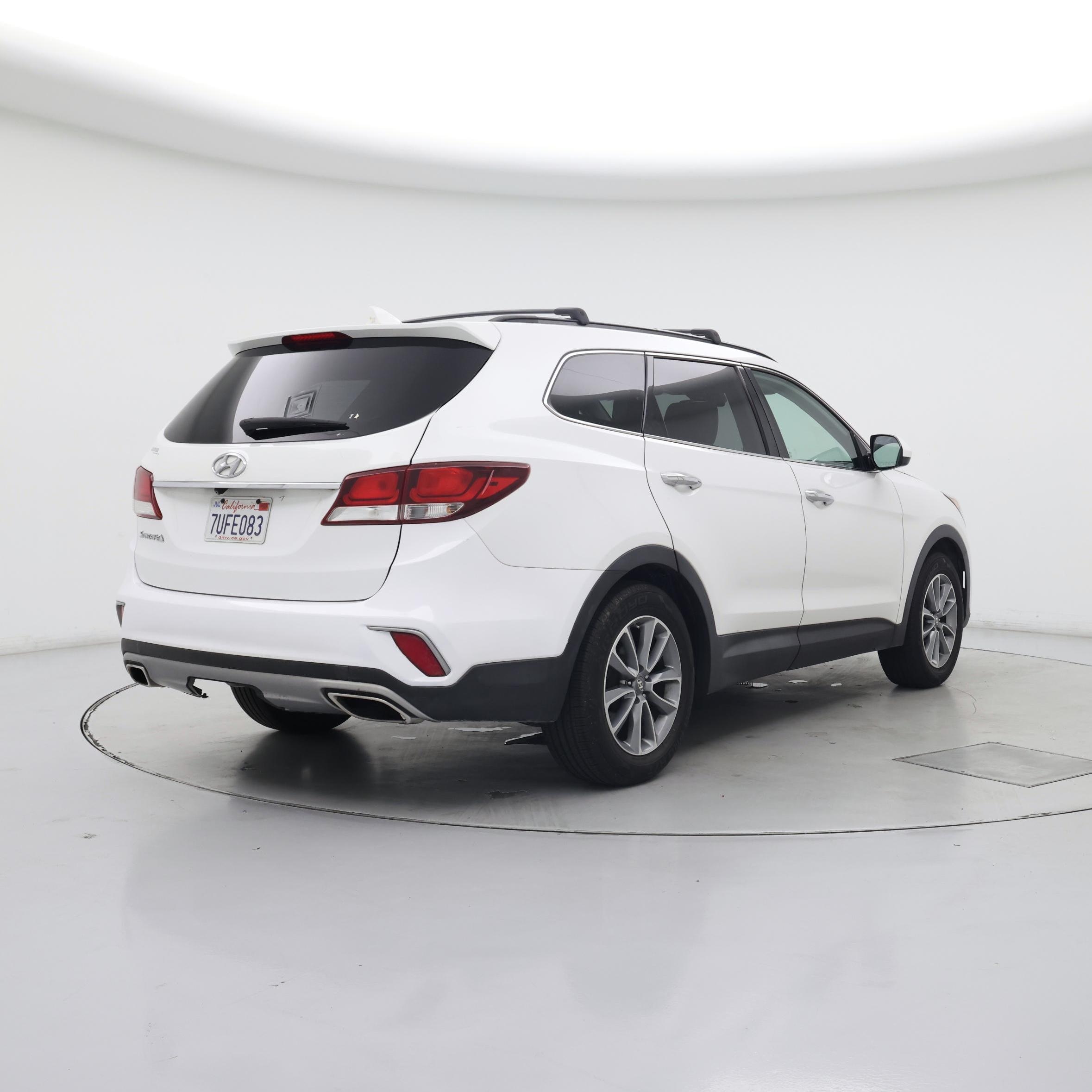 Thumbnail: 2017 Hyundai Santa Fe - 8