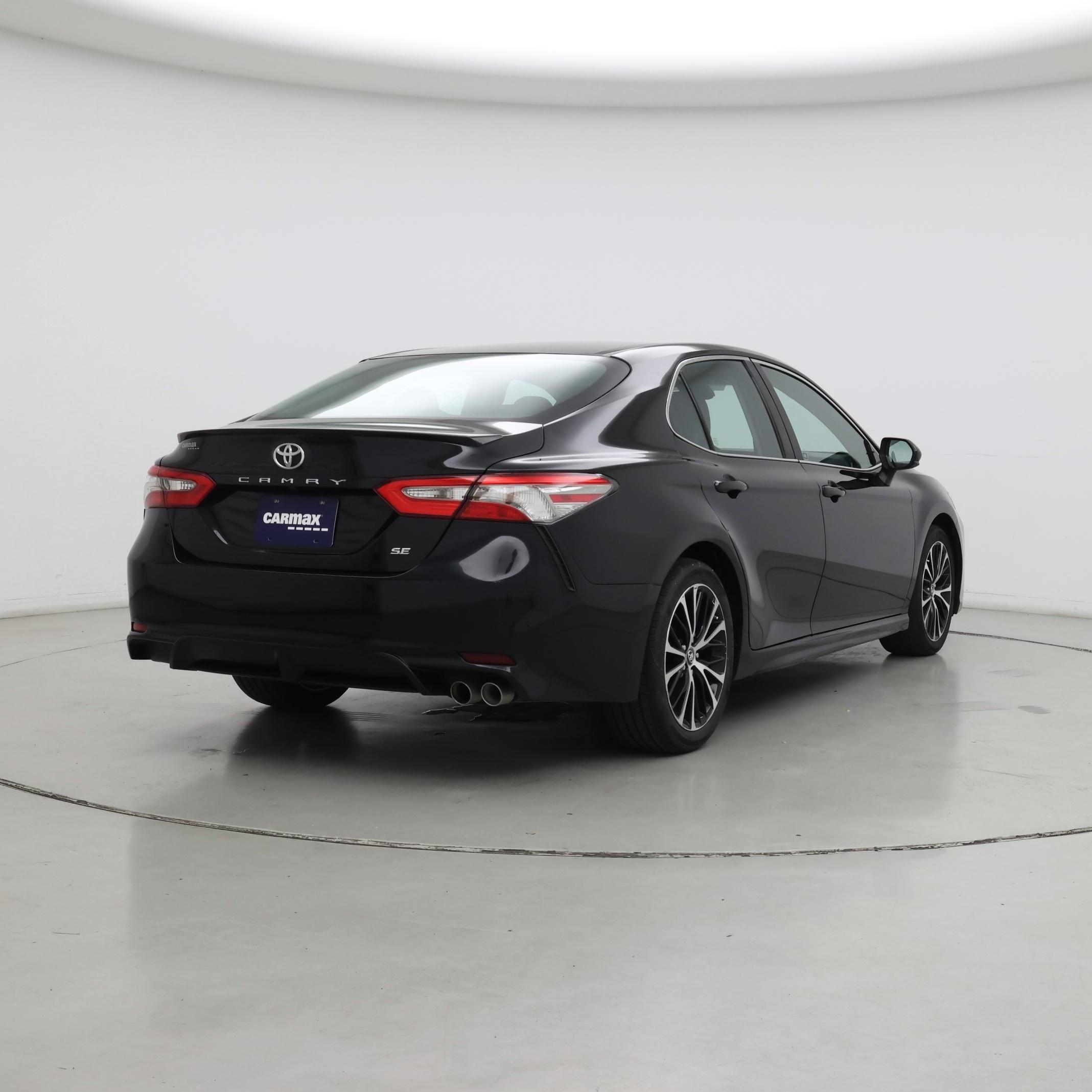 Thumbnail: 2018 Toyota Camry - 8