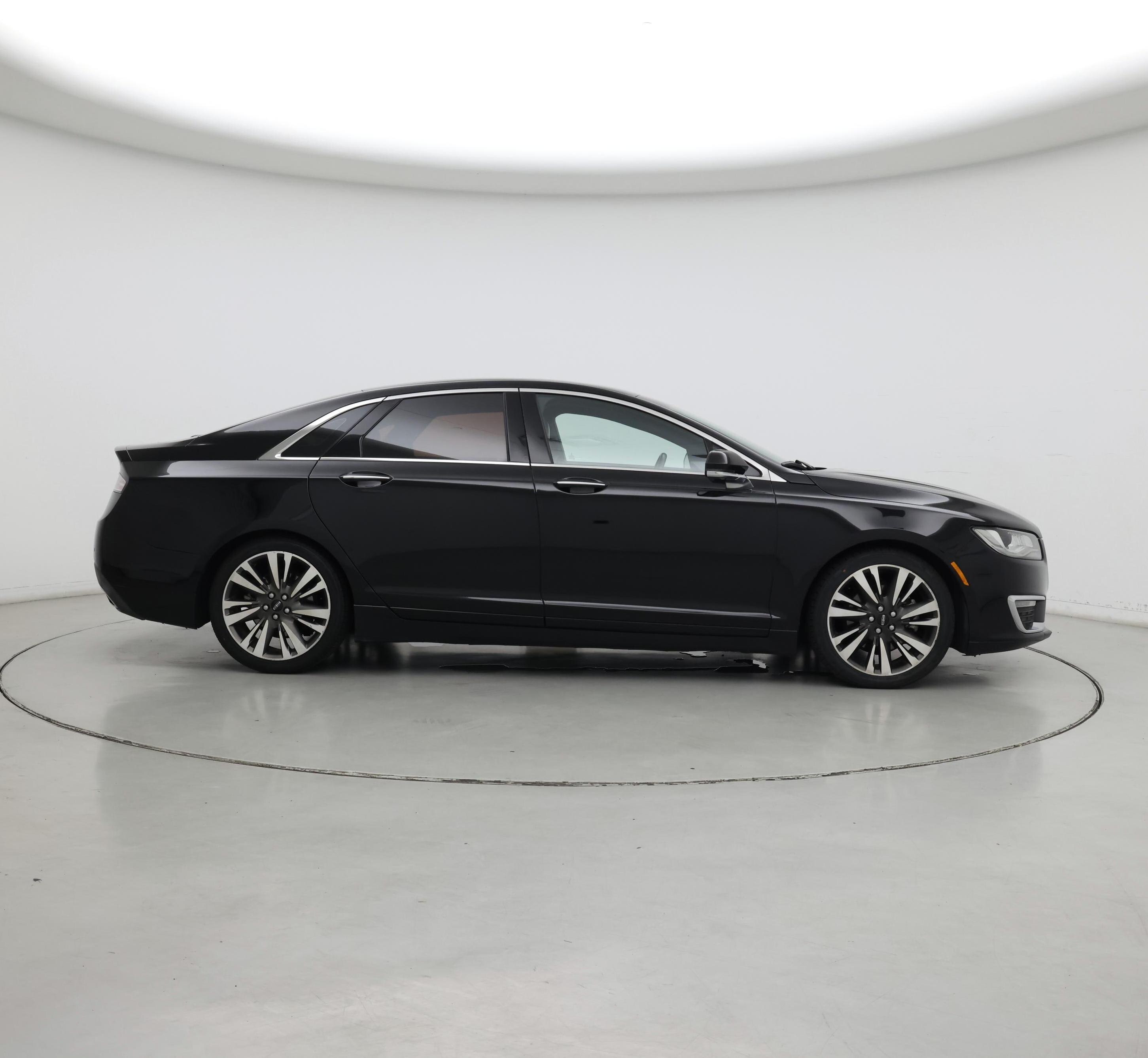 Thumbnail: 2017 Lincoln MKZ - 7