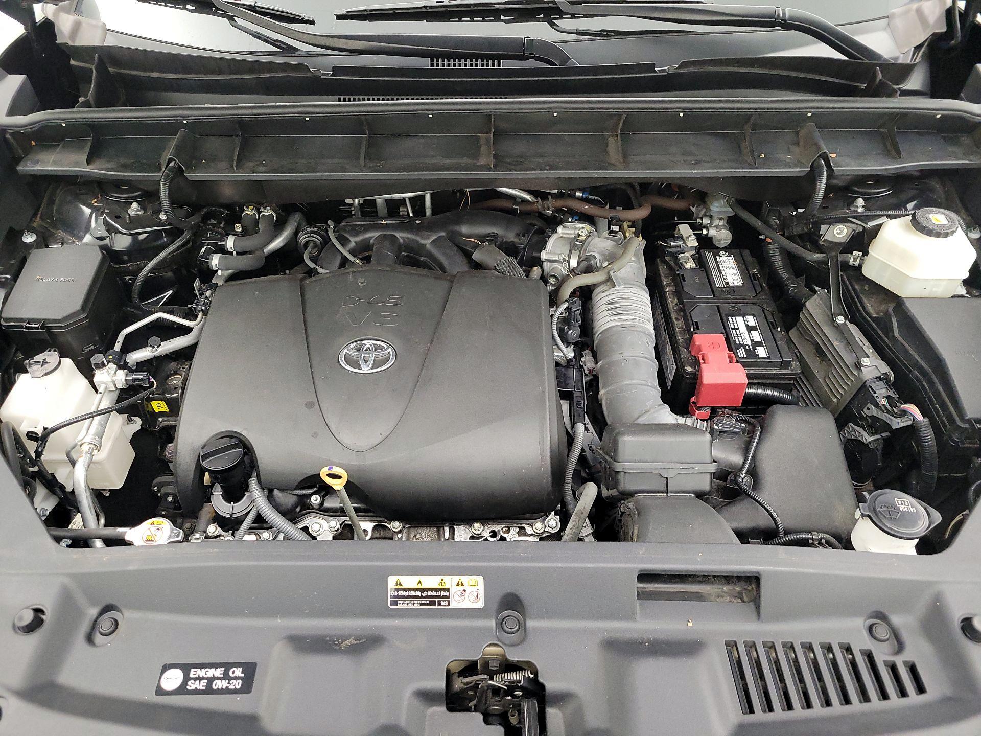 Thumbnail: 2020 Toyota Highlander - 20