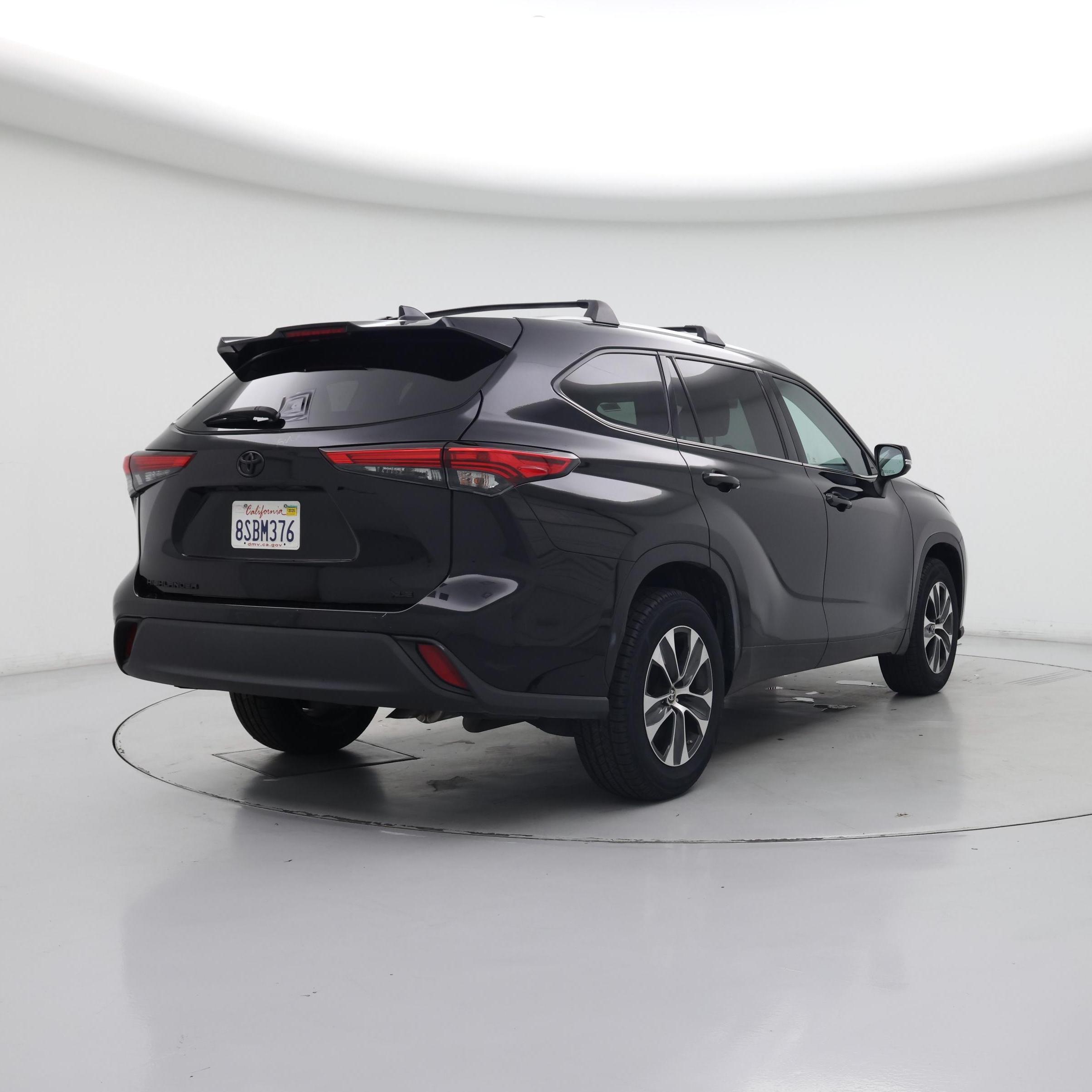 Thumbnail: 2020 Toyota Highlander - 8