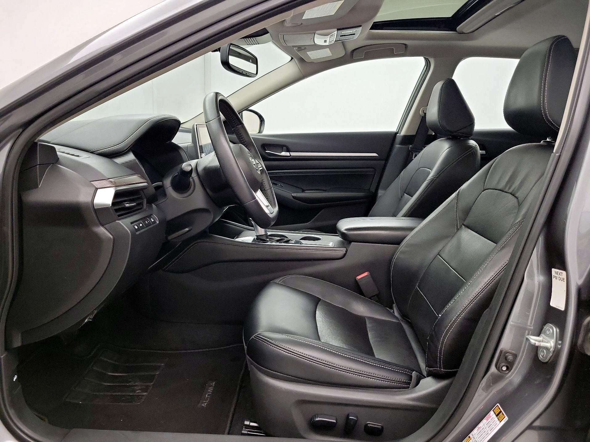 Thumbnail: 2019 Nissan Altima - 11