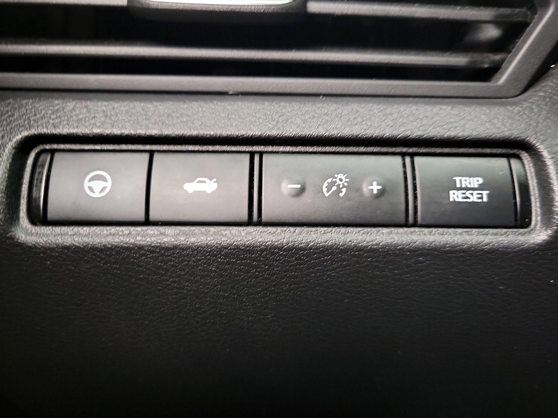 Thumbnail: 2019 Nissan Altima - 13