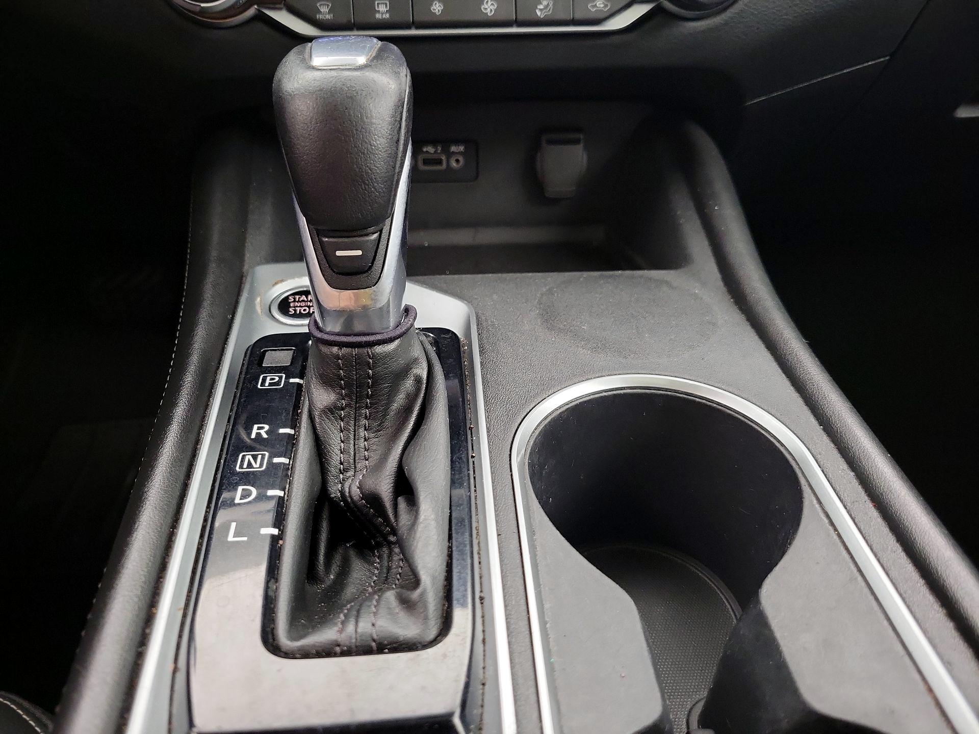 Thumbnail: 2019 Nissan Altima - 18