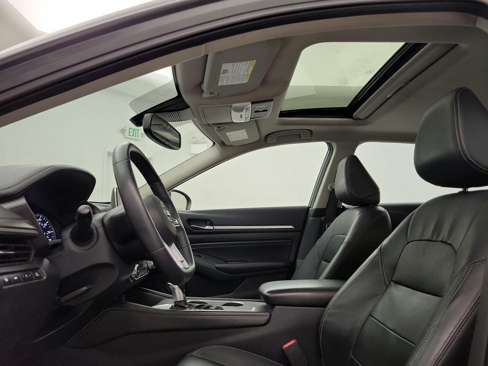 Thumbnail: 2019 Nissan Altima - 20