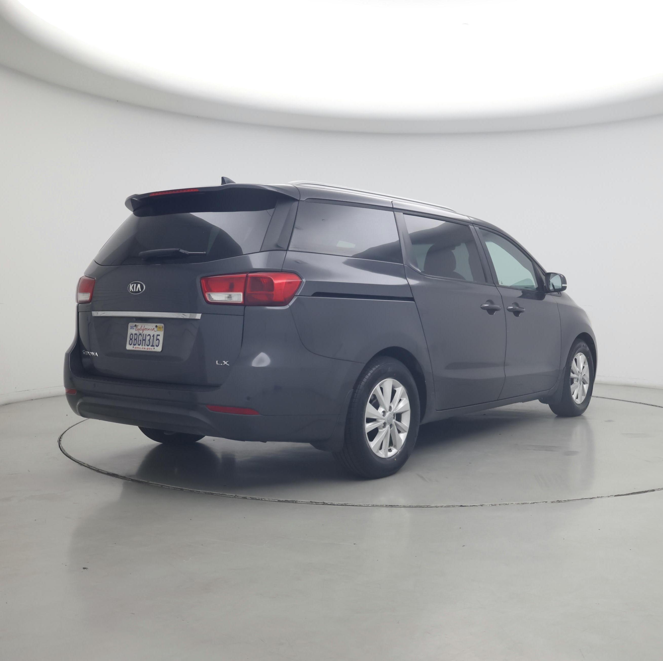 Thumbnail: 2018 Kia Sedona - 8