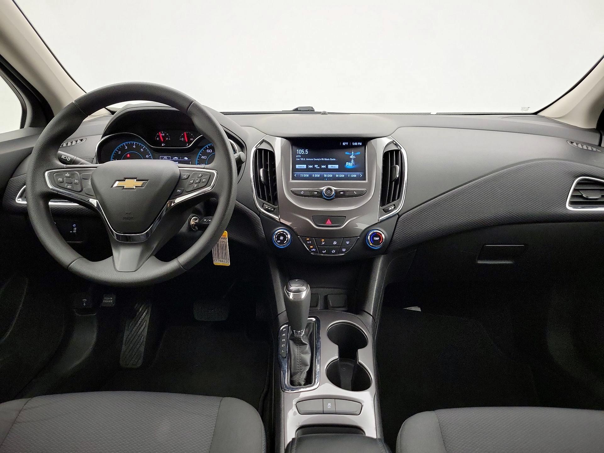 Thumbnail: 2018 Chevrolet Cruze - 9