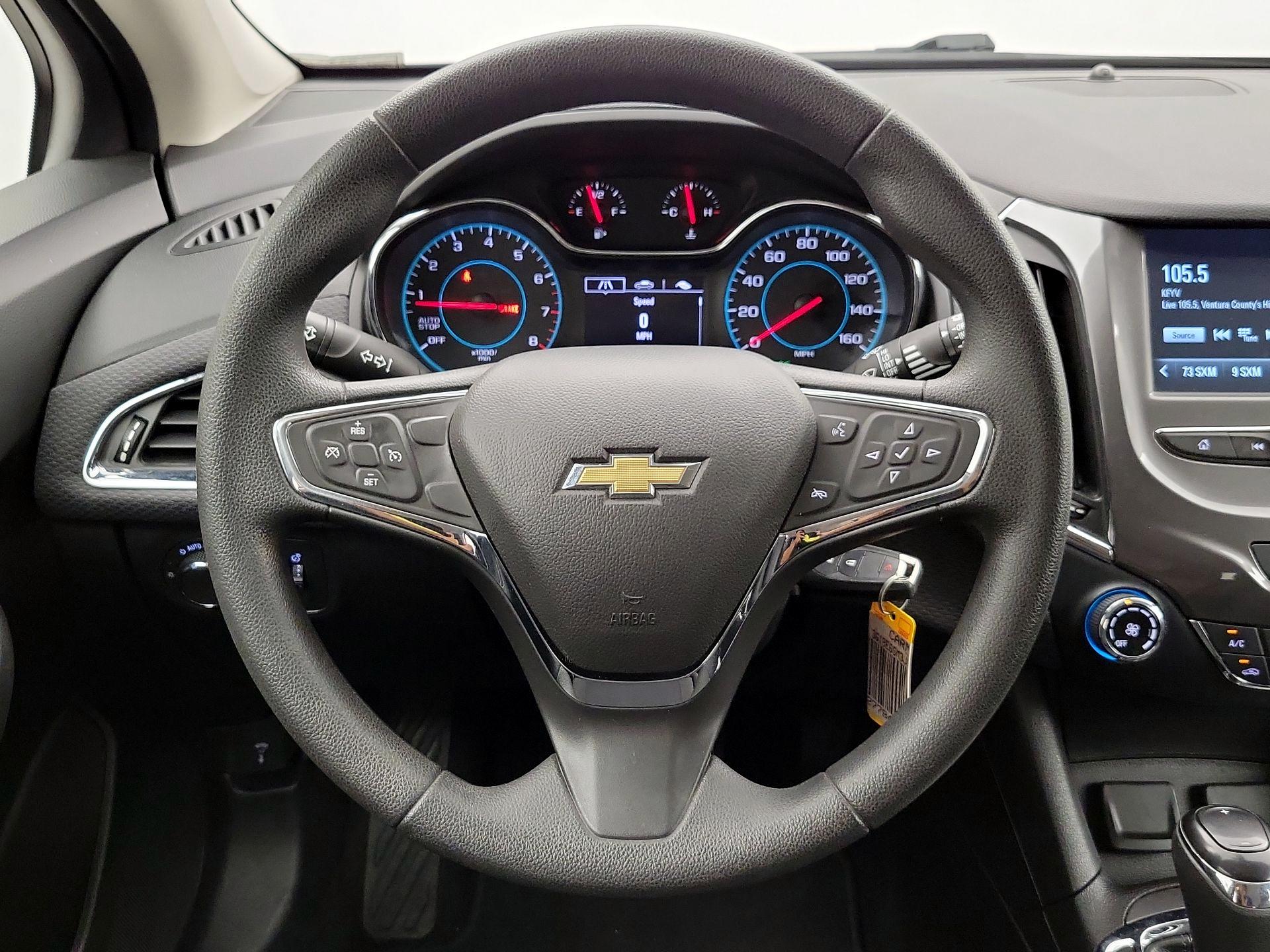 Thumbnail: 2018 Chevrolet Cruze - 10
