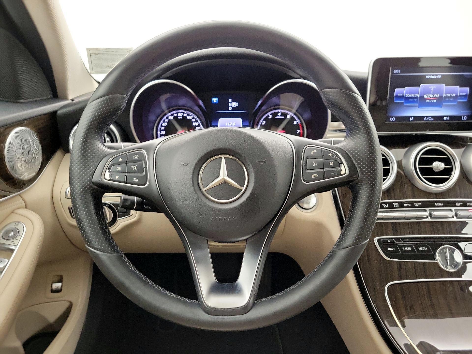 Thumbnail: 2015 Mercedes-Benz C-Class - 10