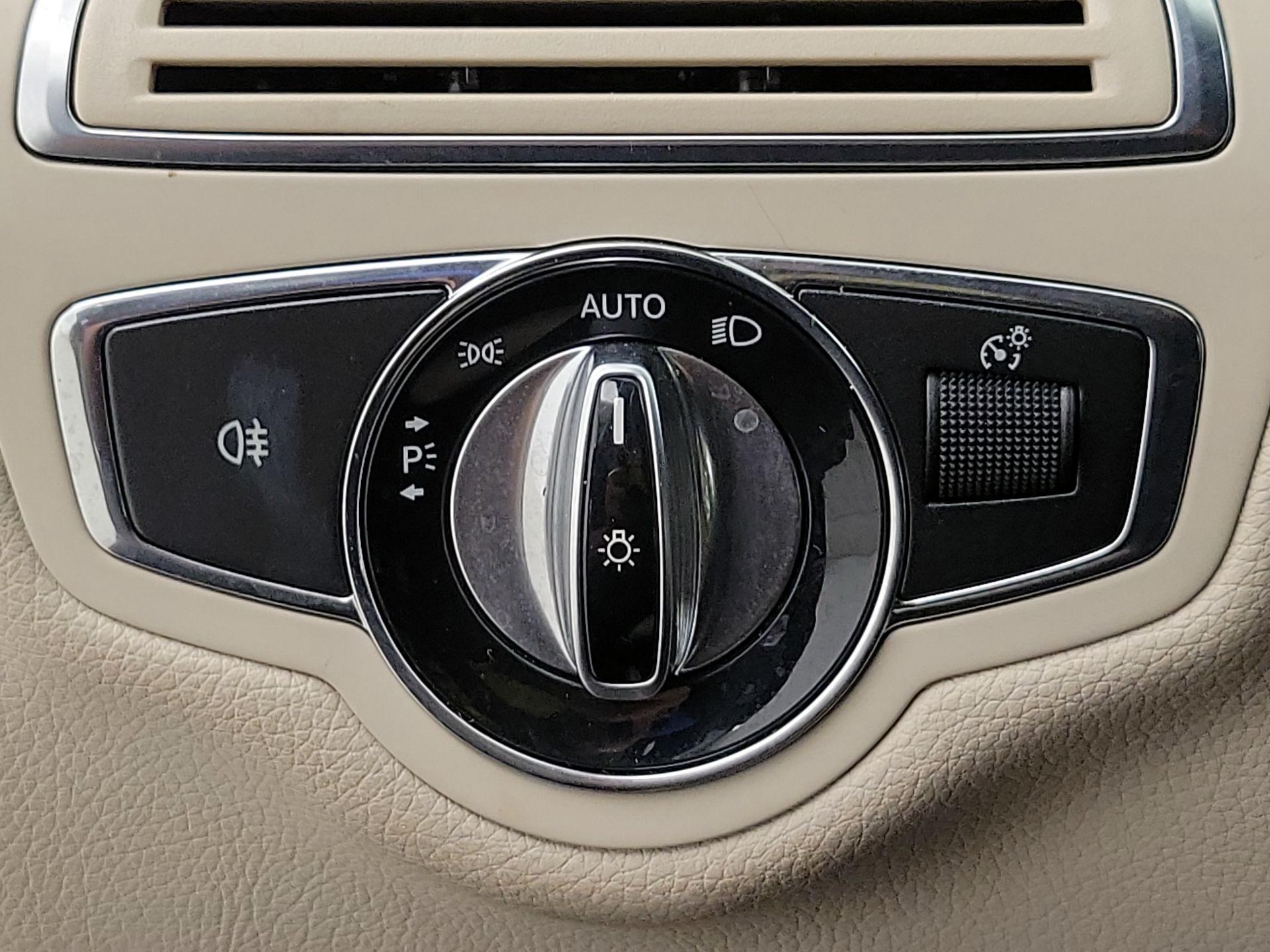 Thumbnail: 2015 Mercedes-Benz C-Class - 13