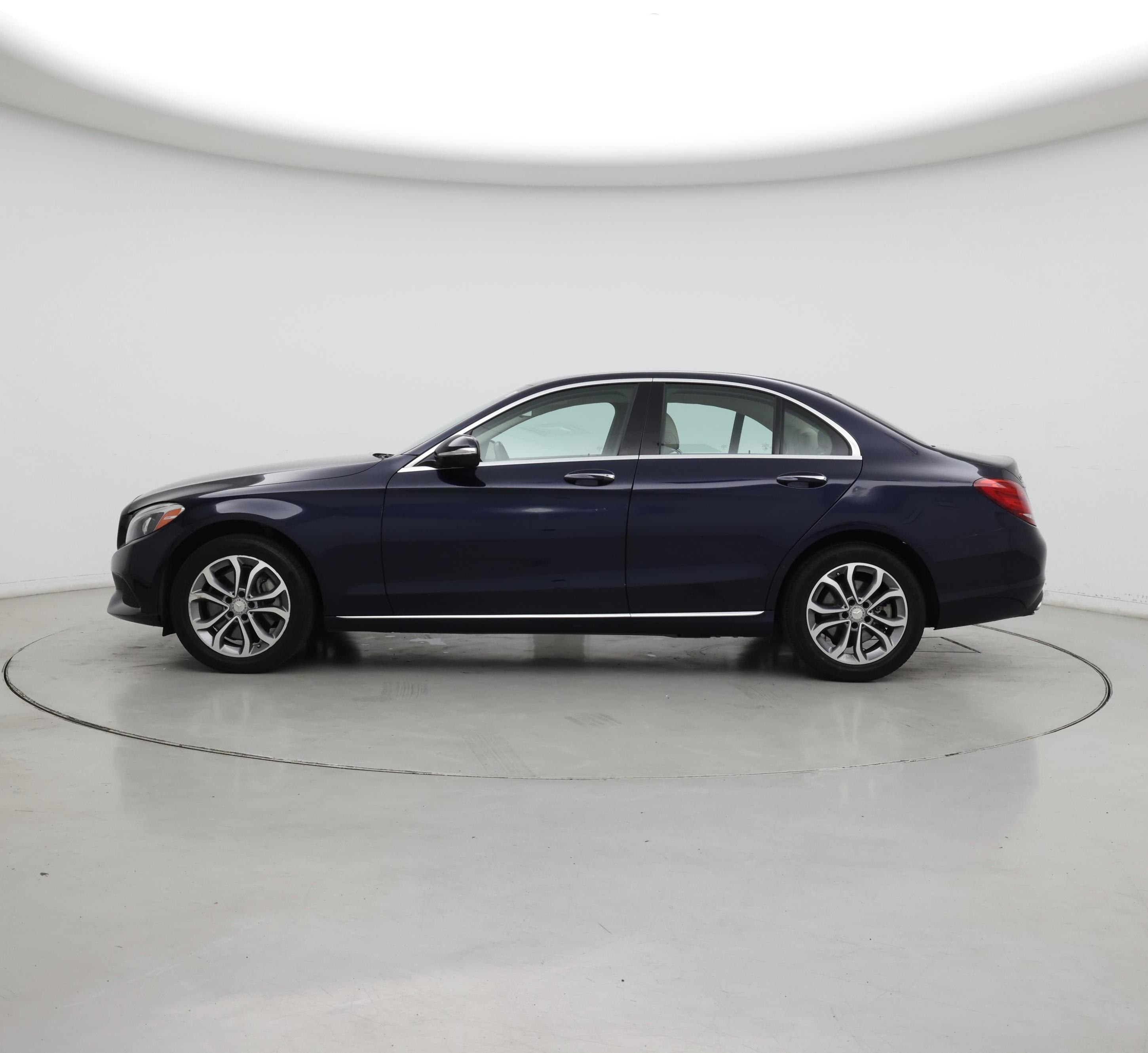 Thumbnail: 2015 Mercedes-Benz C-Class - 3