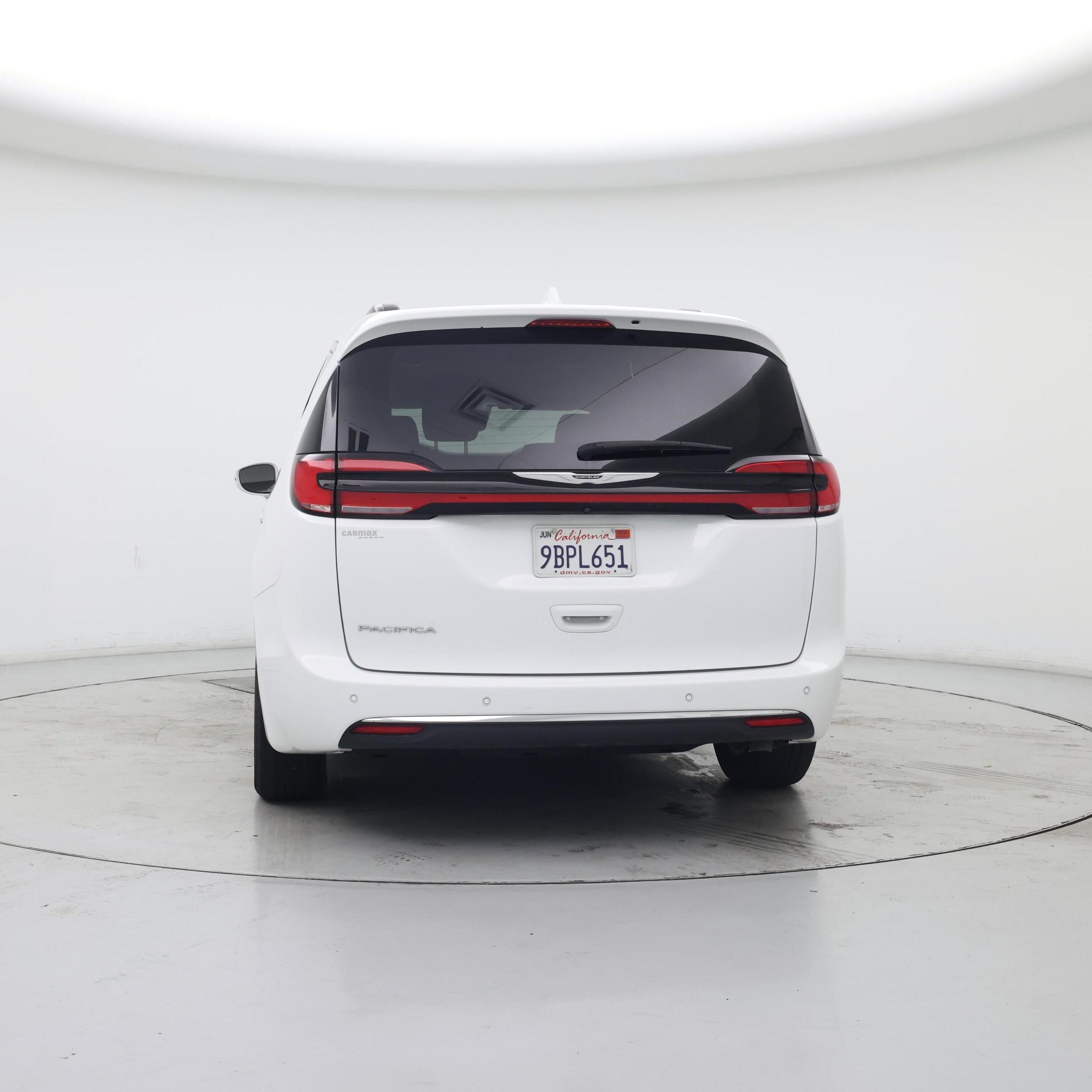 Thumbnail: 2022 Chrysler Pacifica - 6