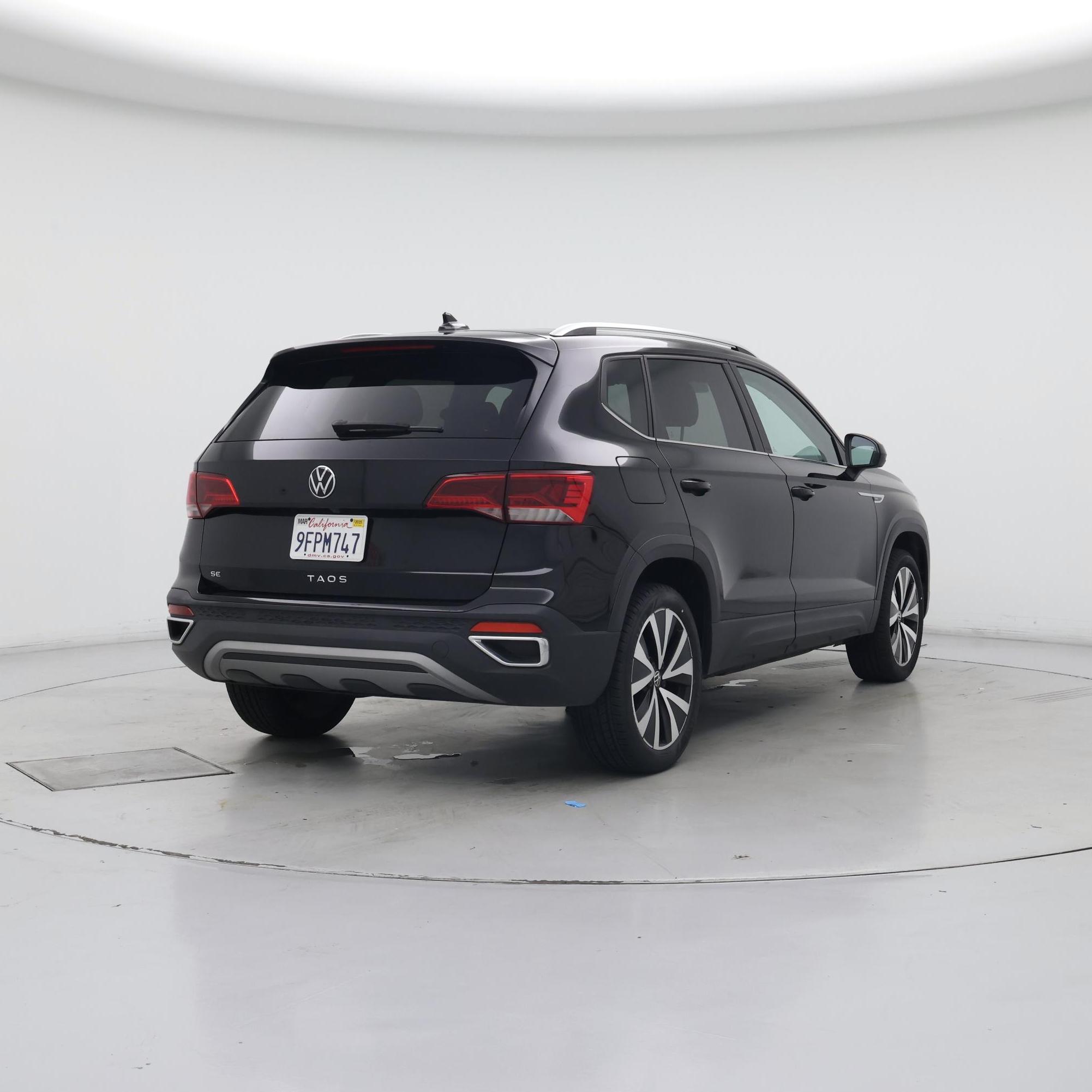 Thumbnail: 2023 Volkswagen Taos - 8