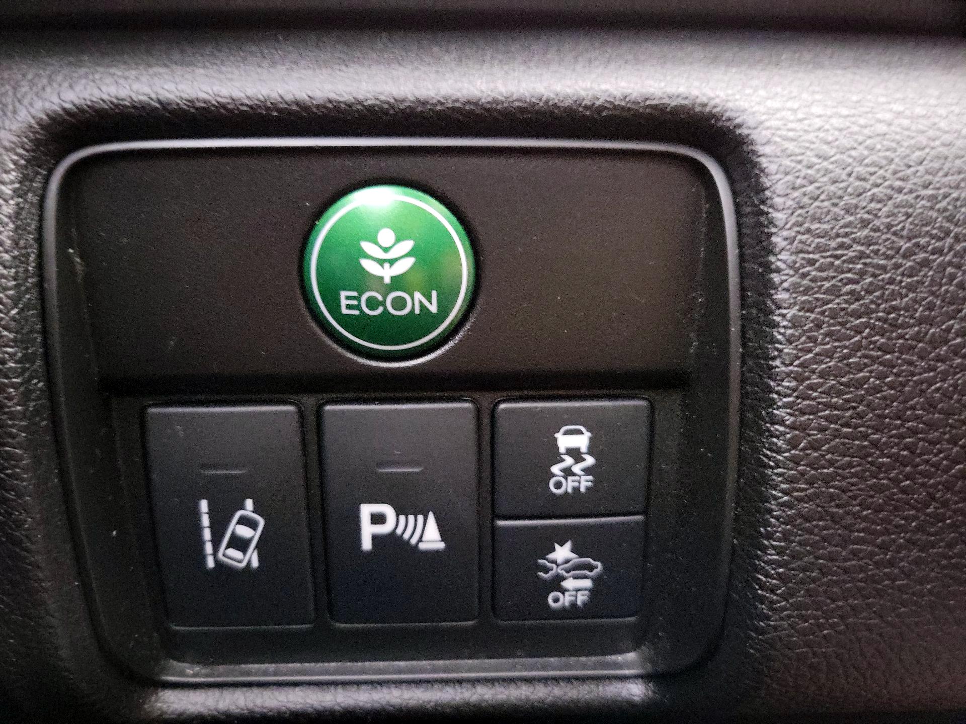 Thumbnail: 2016 Honda Accord - 13