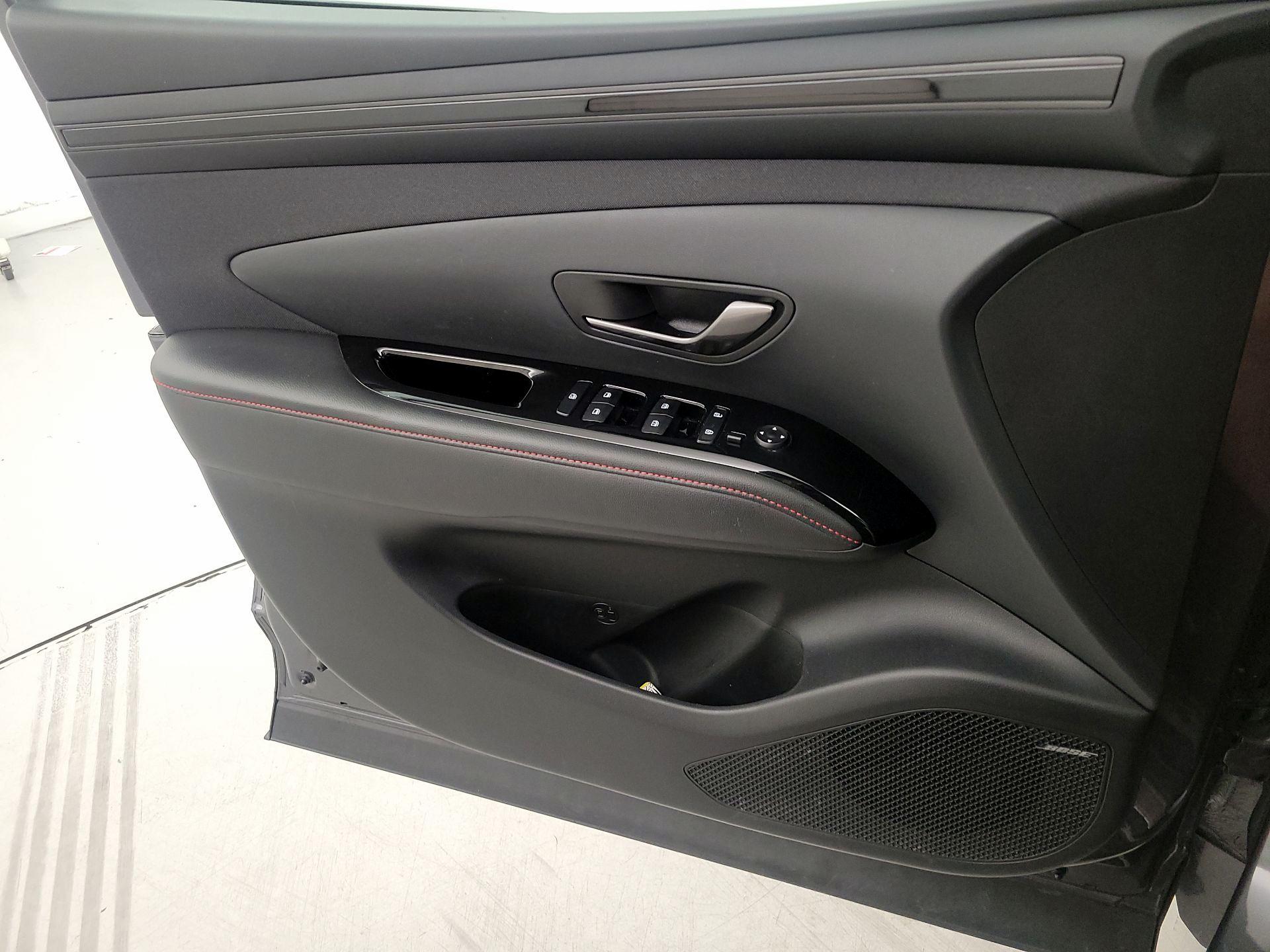 Thumbnail: 2022 Hyundai Tucson - 12