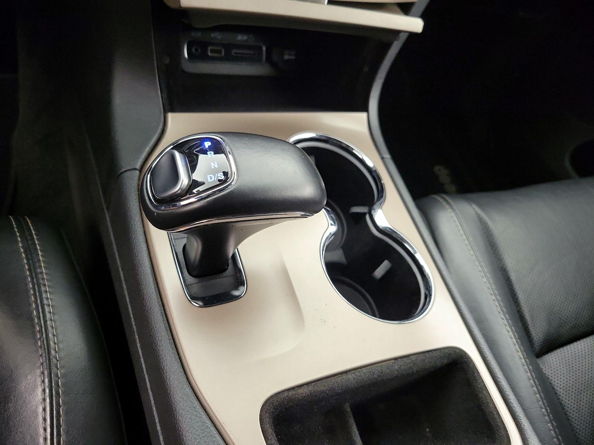 Thumbnail: 2014 Jeep Grand Cherokee - 18
