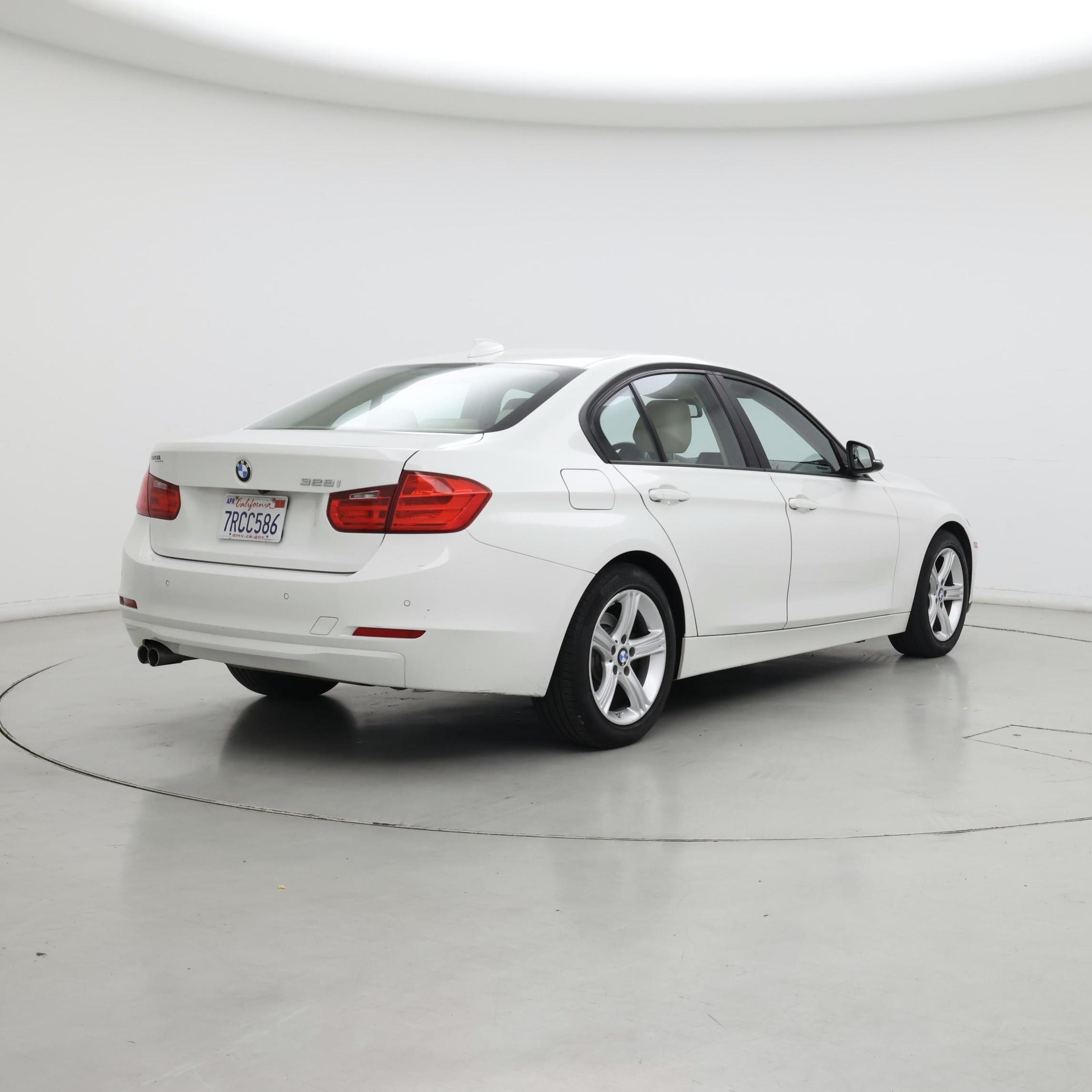Thumbnail: 2015 BMW 3 Series - 8