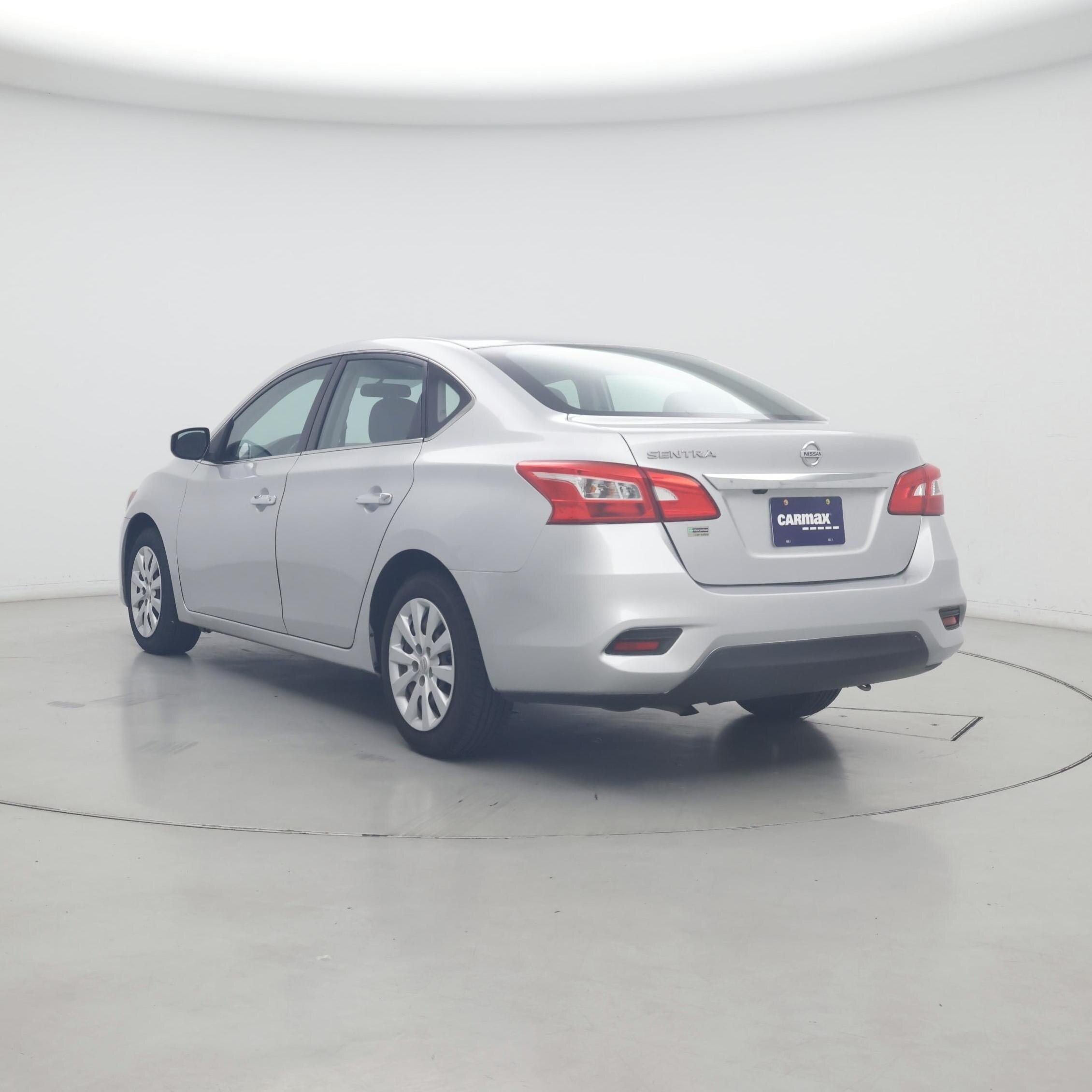 Thumbnail: 2019 Nissan Sentra - 2