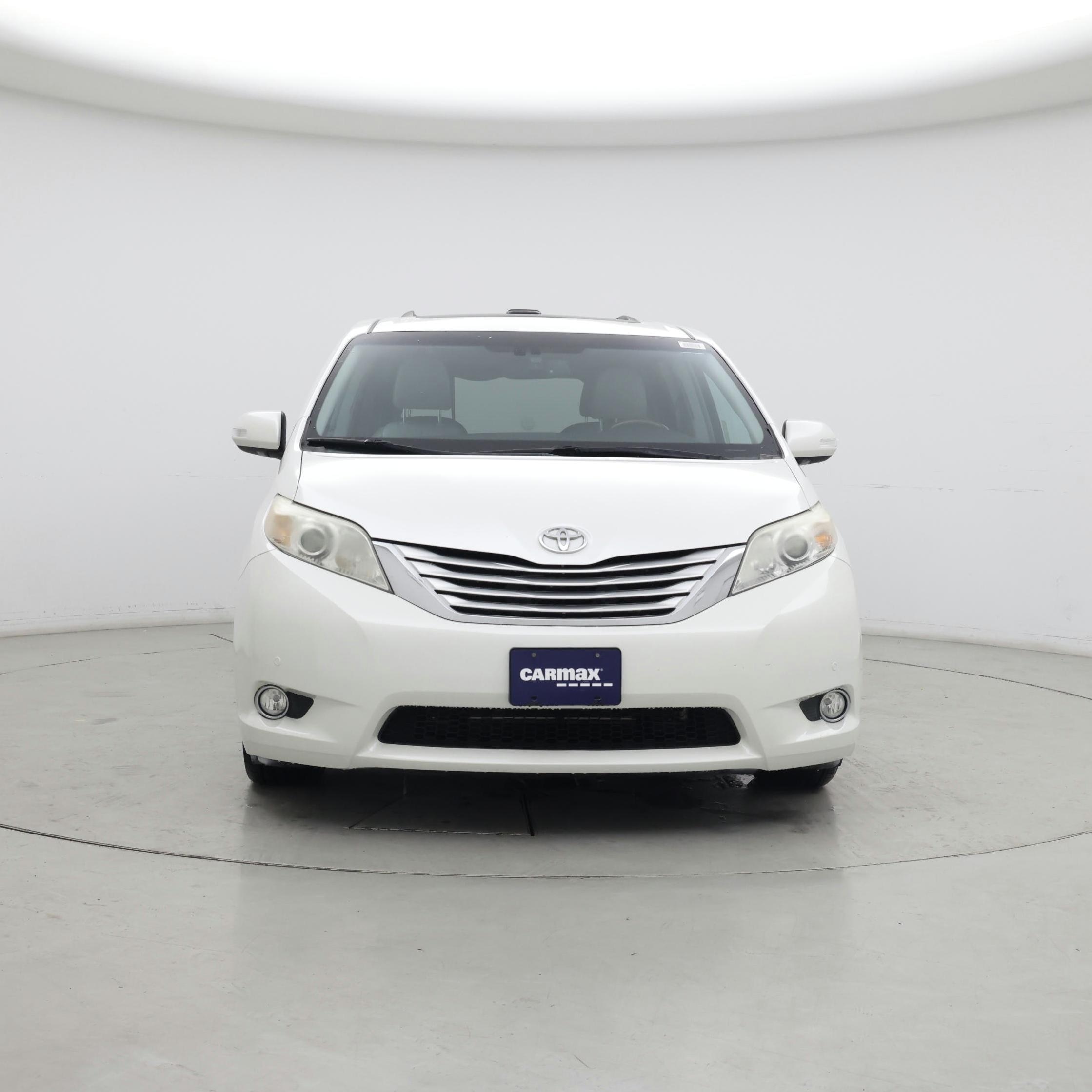 Thumbnail: 2014 Toyota Sienna - 5