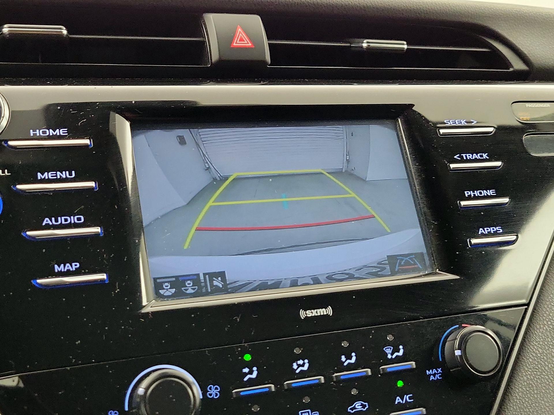Thumbnail: 2020 Toyota Camry - 14