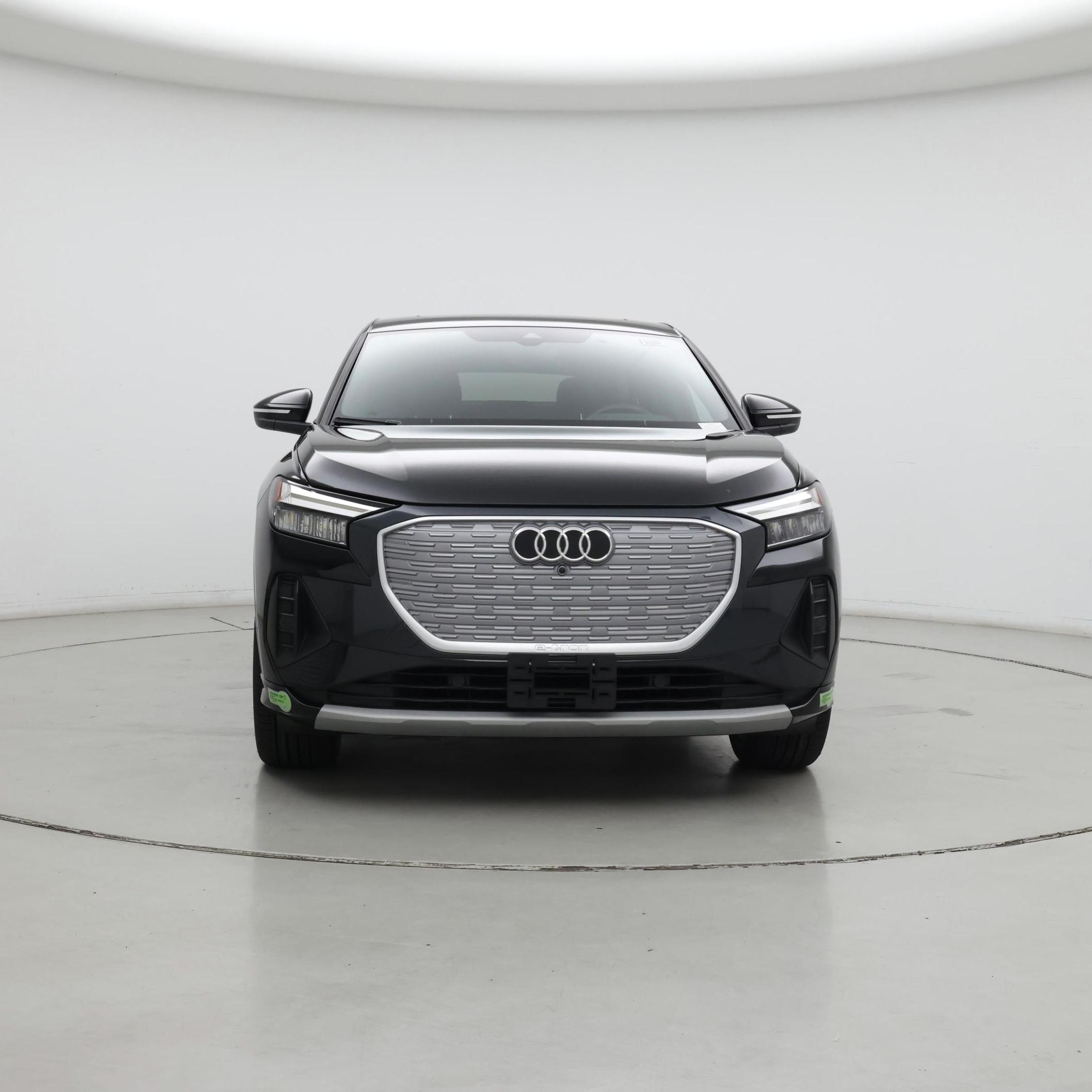 Thumbnail: 2022 Audi Q4 e-tron - 5