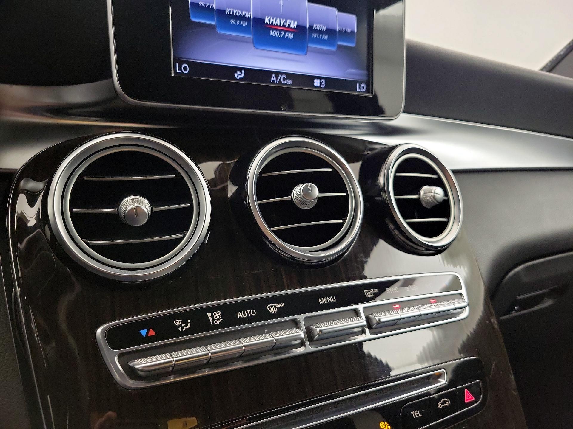 Thumbnail: 2018 Mercedes-Benz GLC - 16