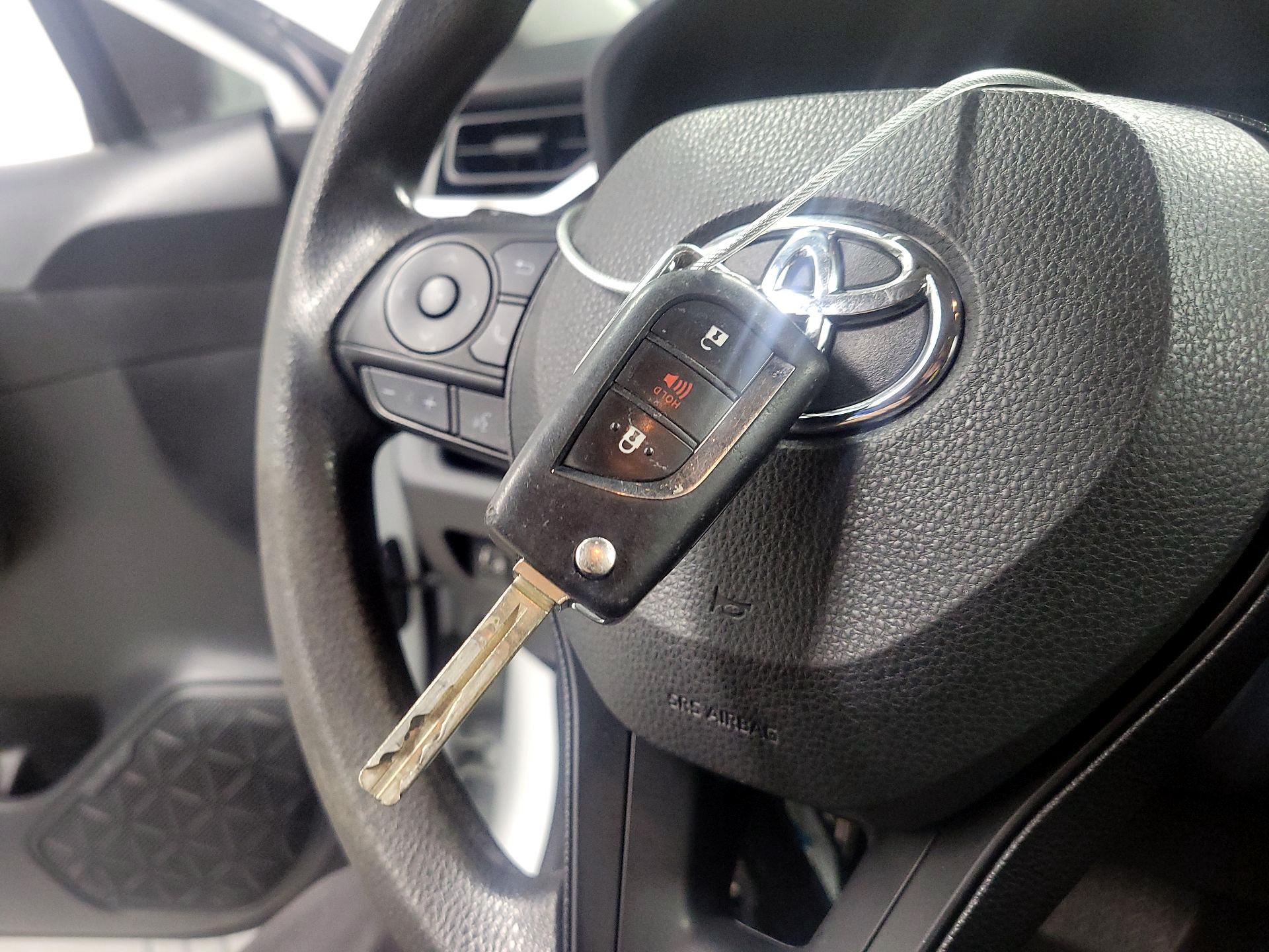 Thumbnail: 2019 Toyota RAV4 - 20