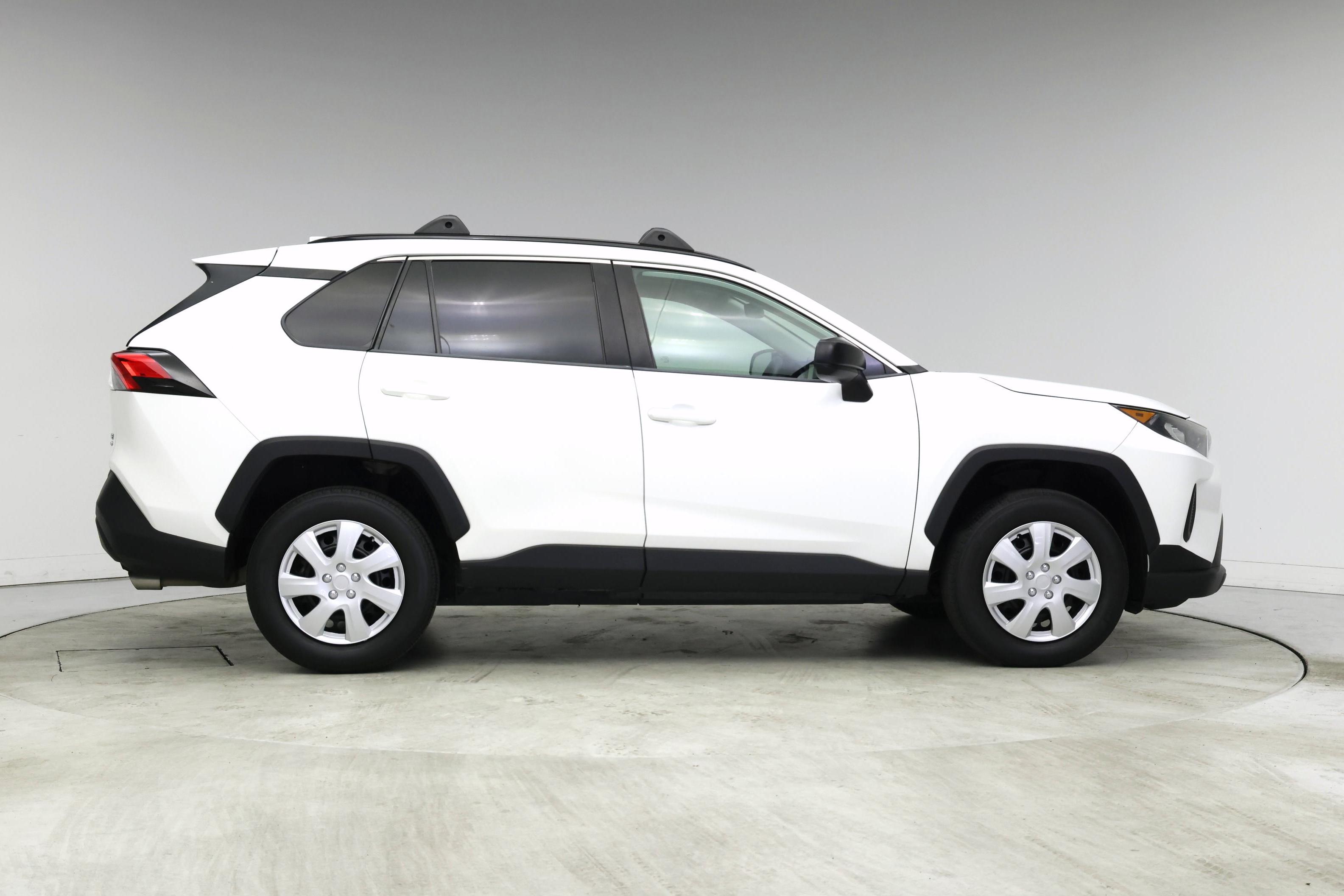 Thumbnail: 2019 Toyota RAV4 - 7