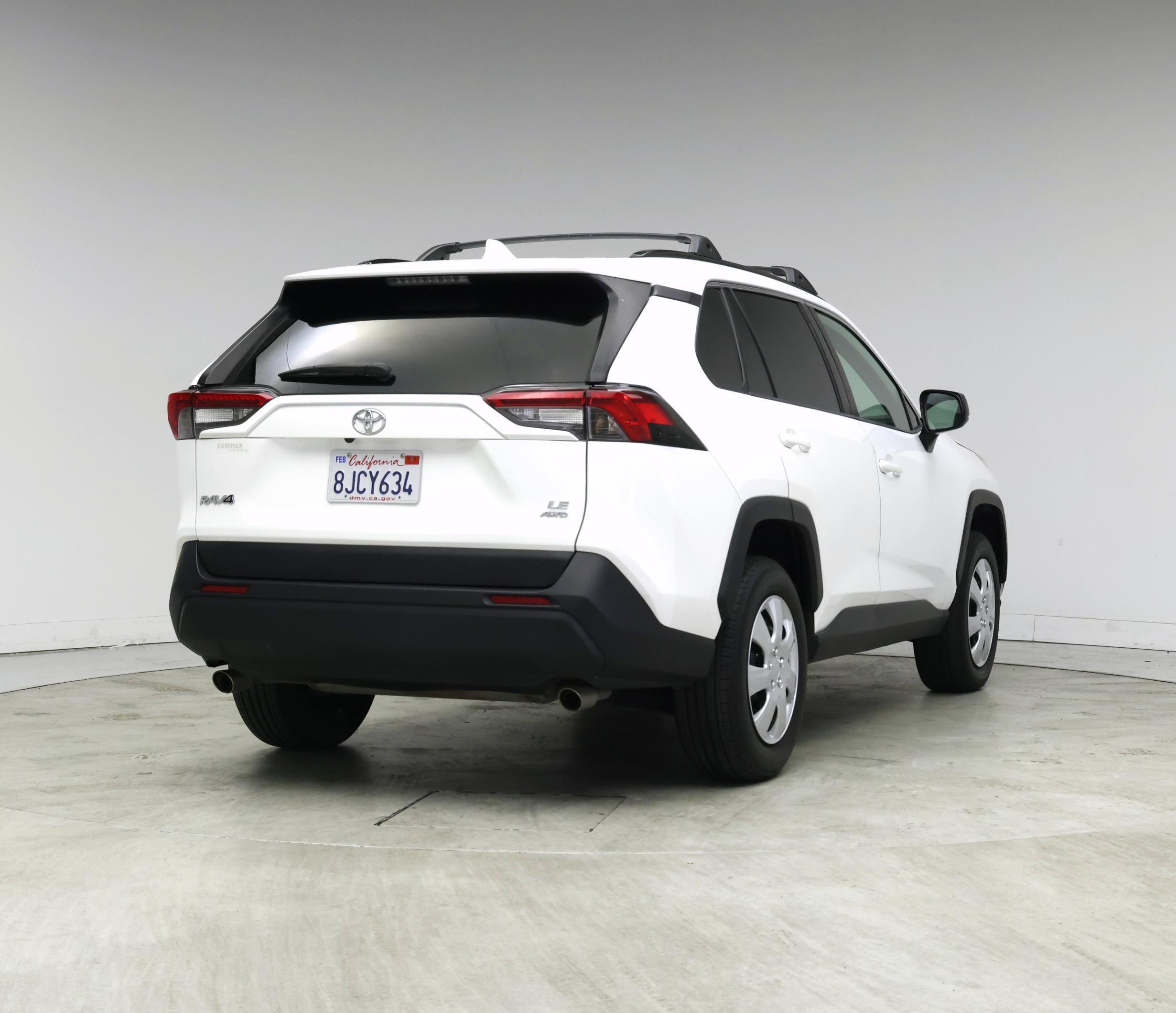Thumbnail: 2019 Toyota RAV4 - 8