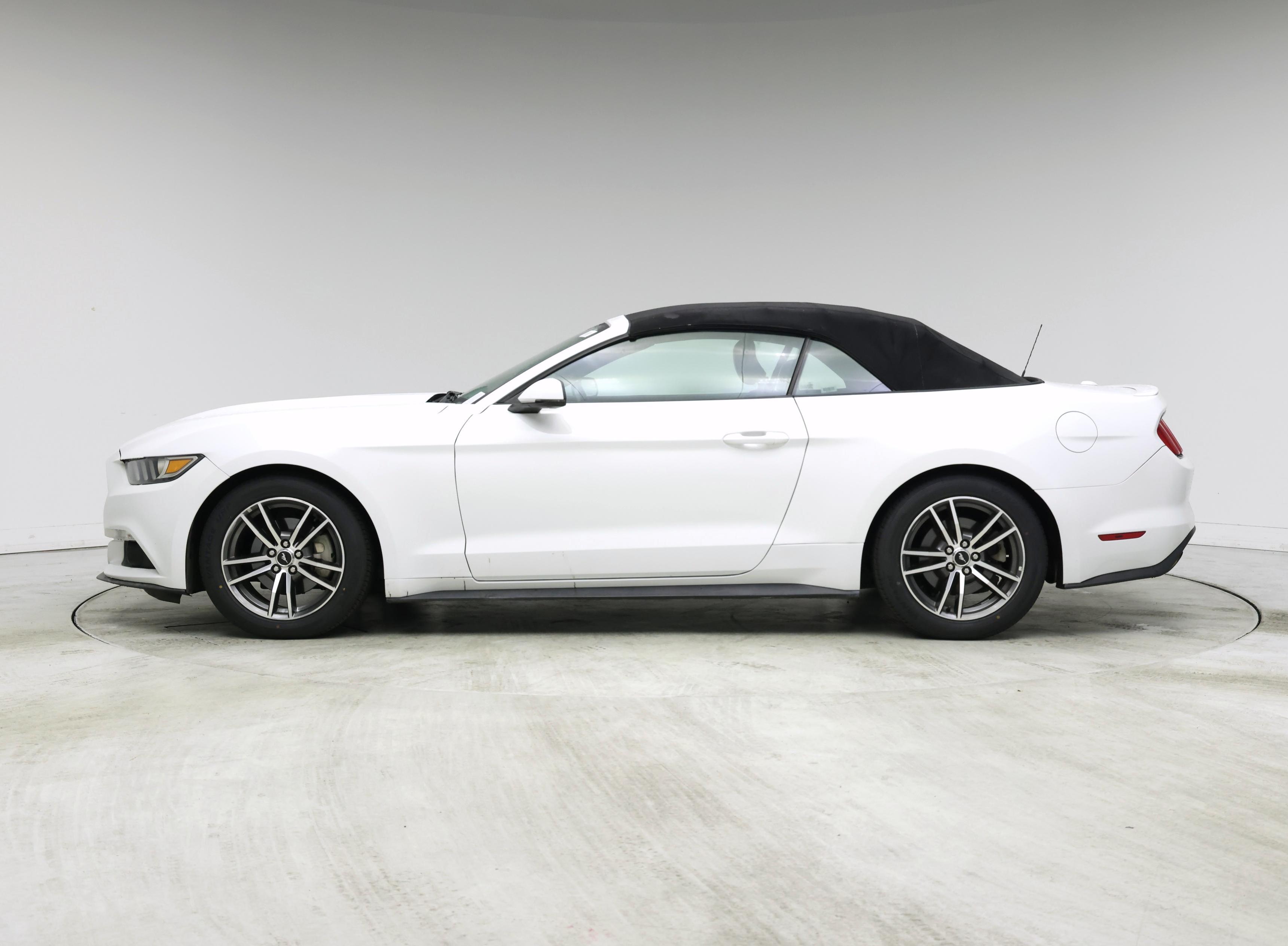 Thumbnail: 2017 Ford Mustang - 3