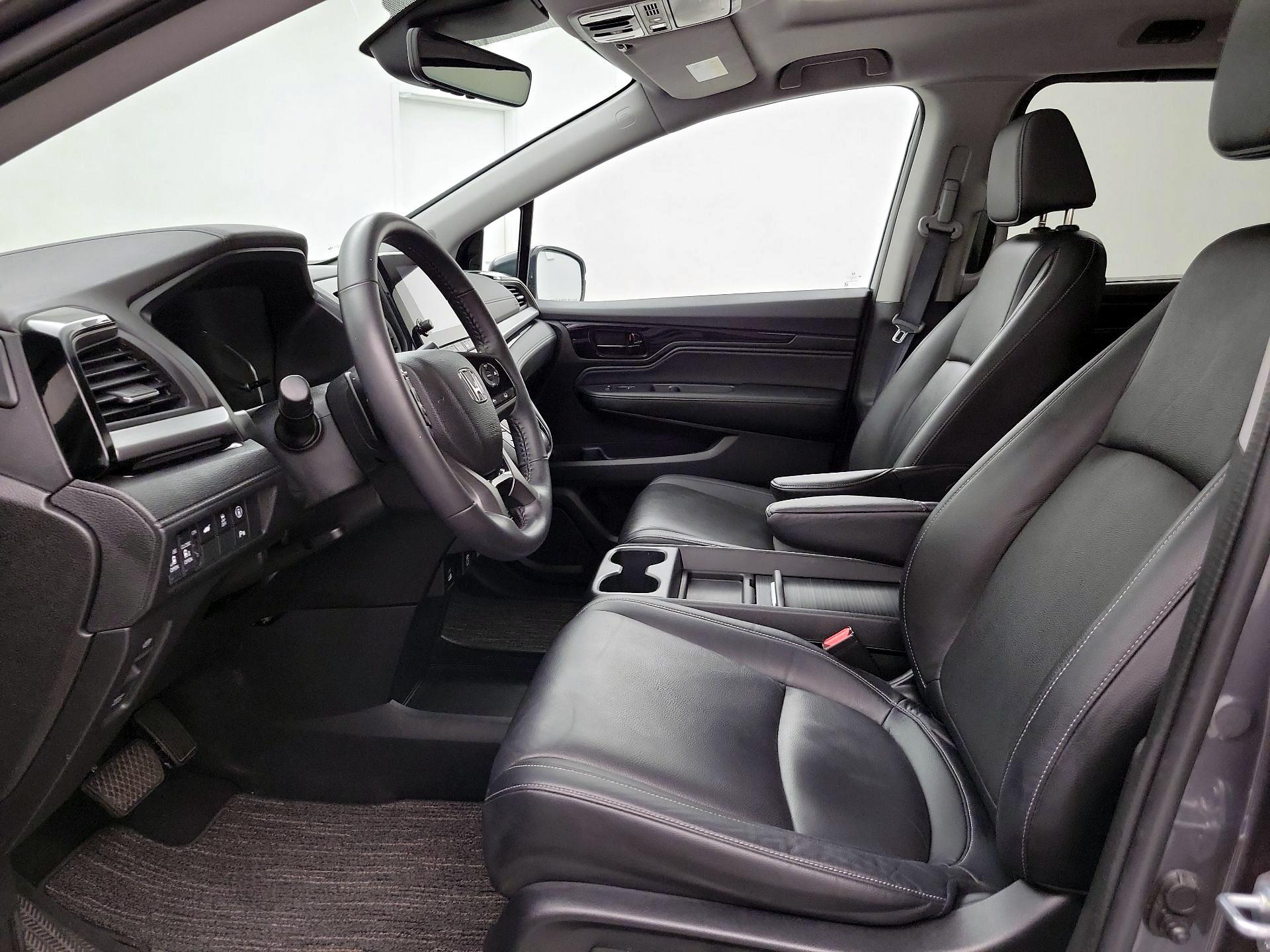 Thumbnail: 2023 Honda Odyssey - 11