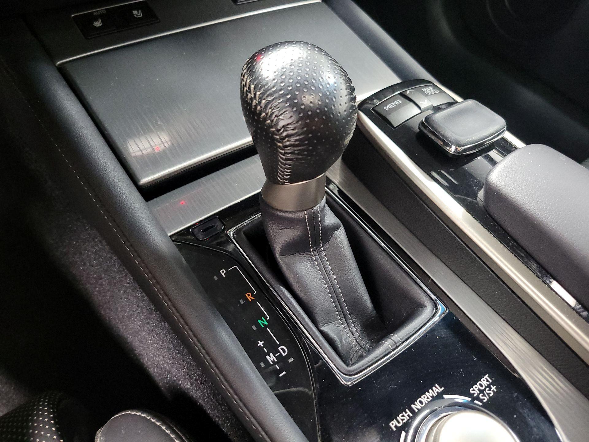 Thumbnail: 2015 Lexus GS - 18