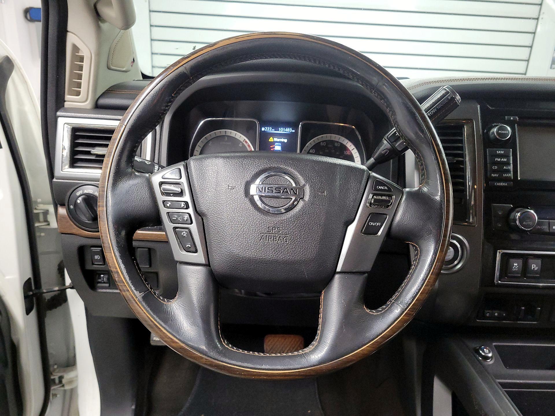 Thumbnail: 2016 Nissan Titan - 10