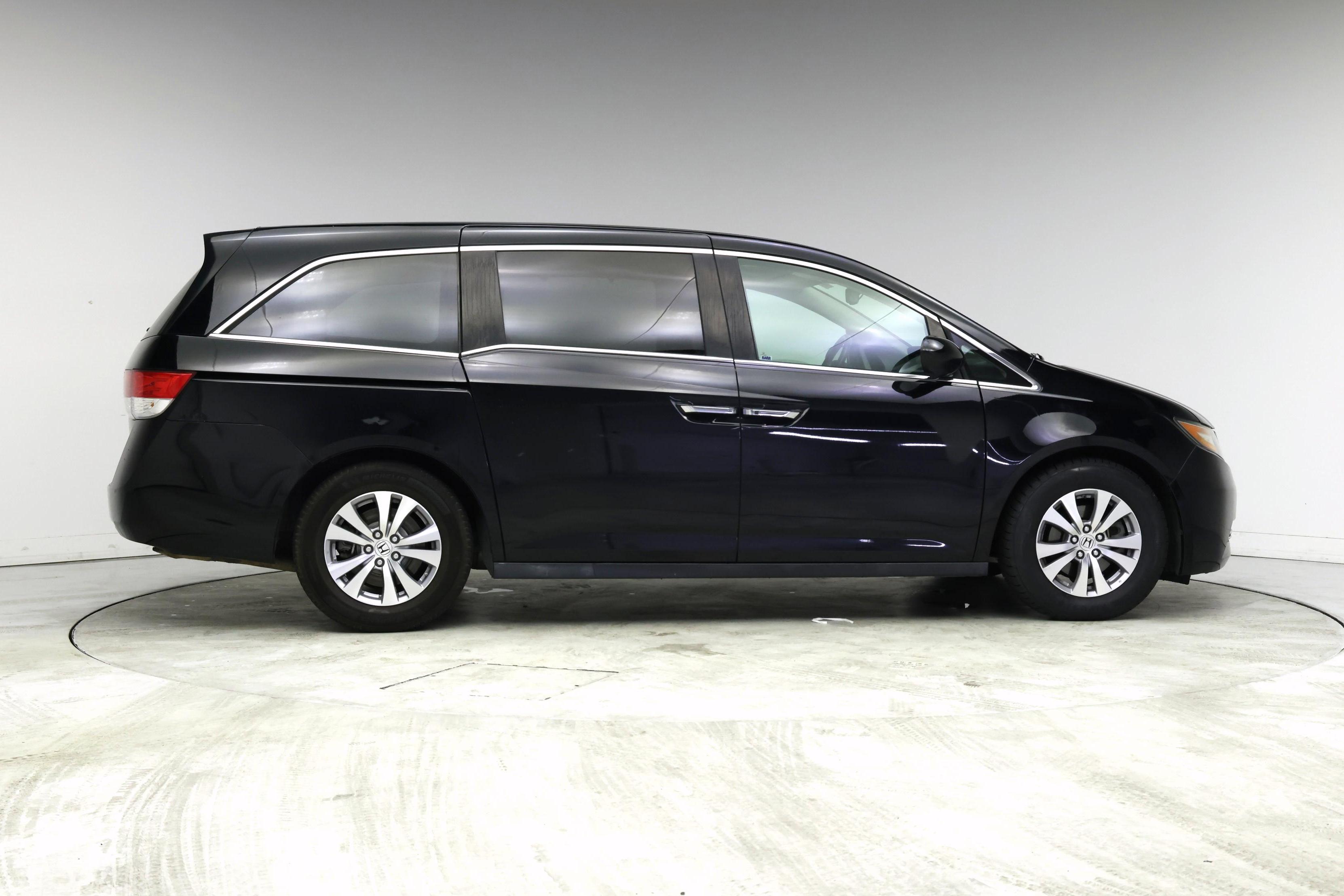 Thumbnail: 2017 Honda Odyssey - 7