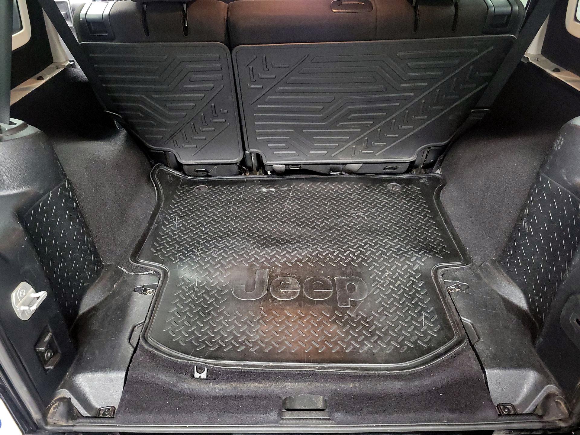 Thumbnail: 2018 Jeep Wrangler - 19