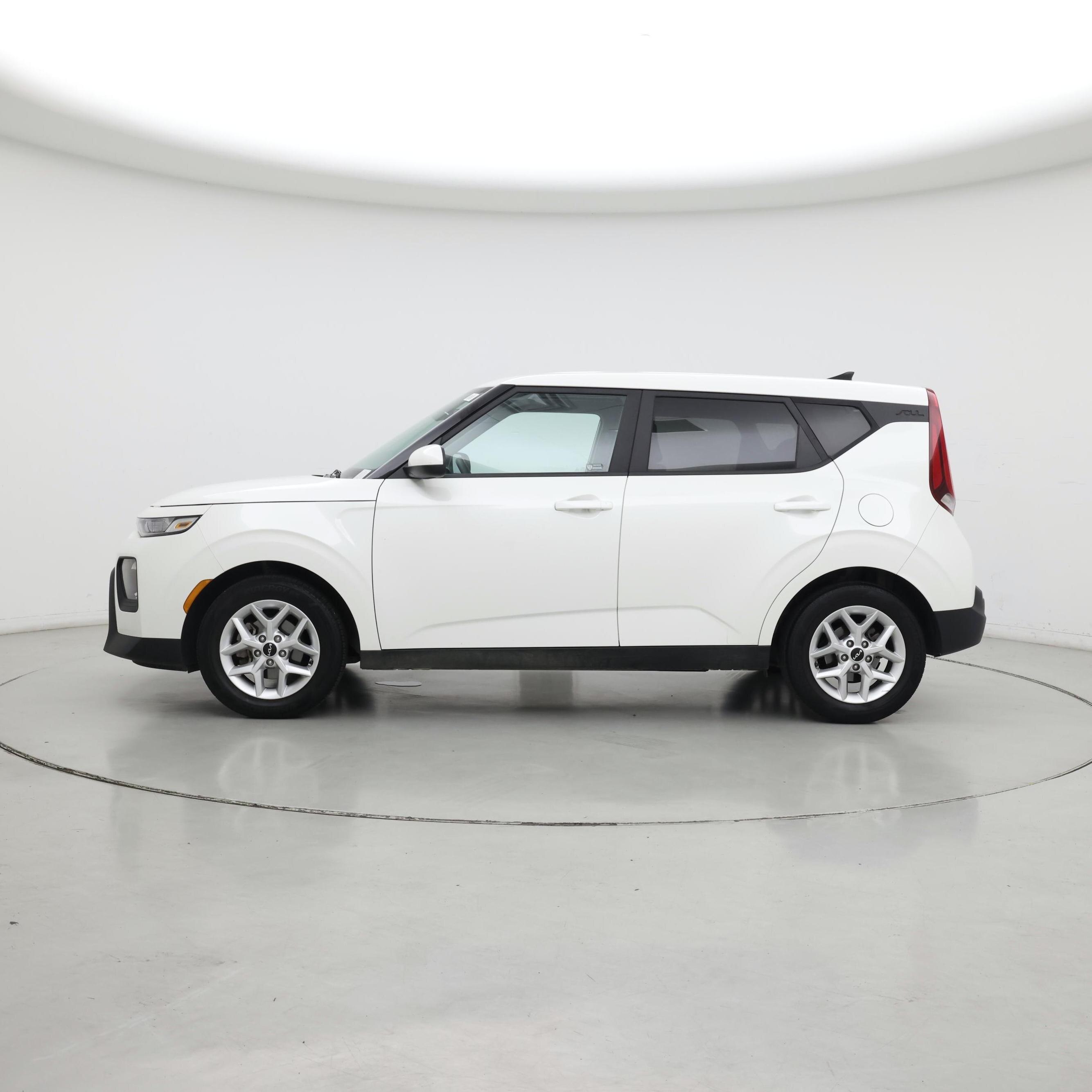 Thumbnail: 2022 Kia Soul - 3