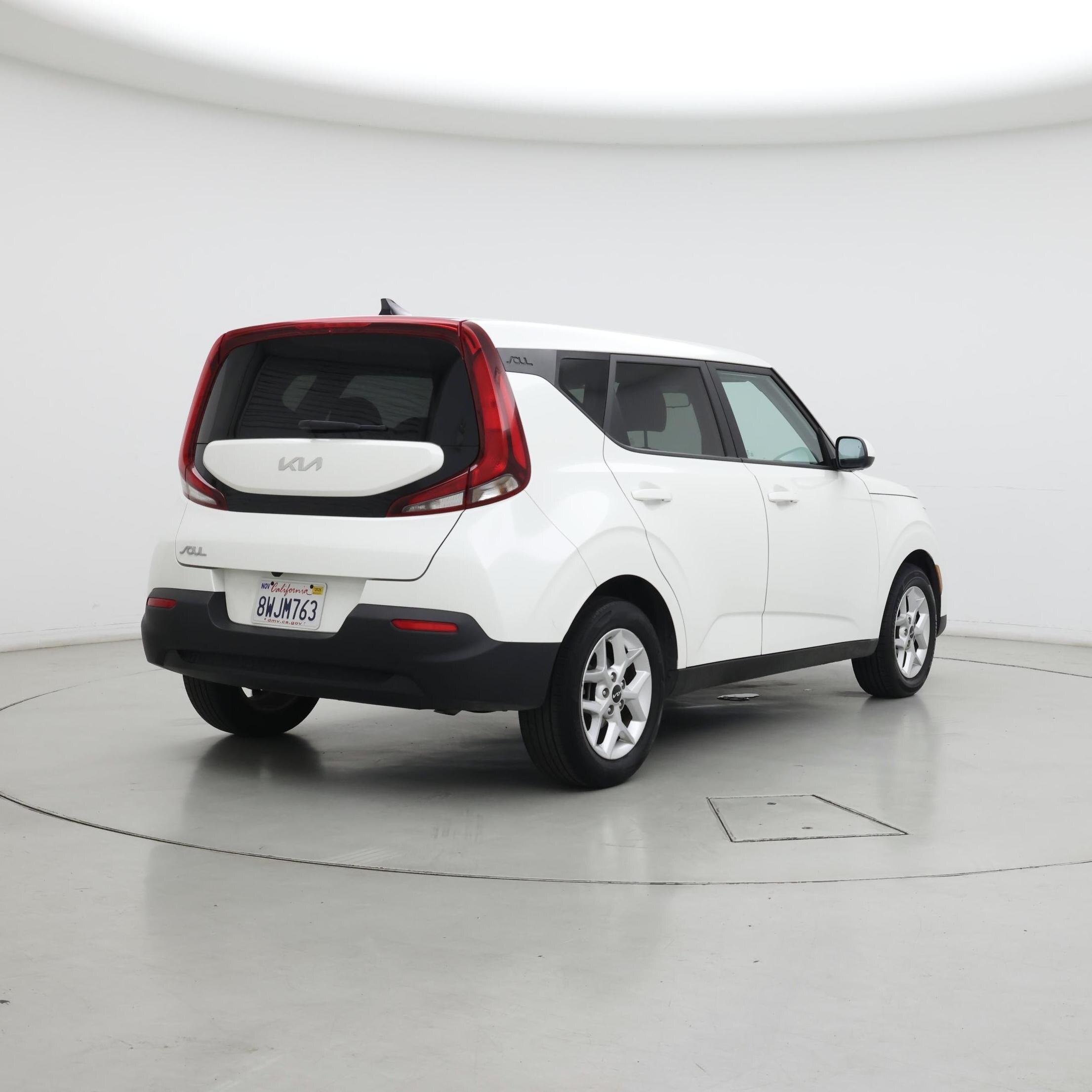 Thumbnail: 2022 Kia Soul - 8