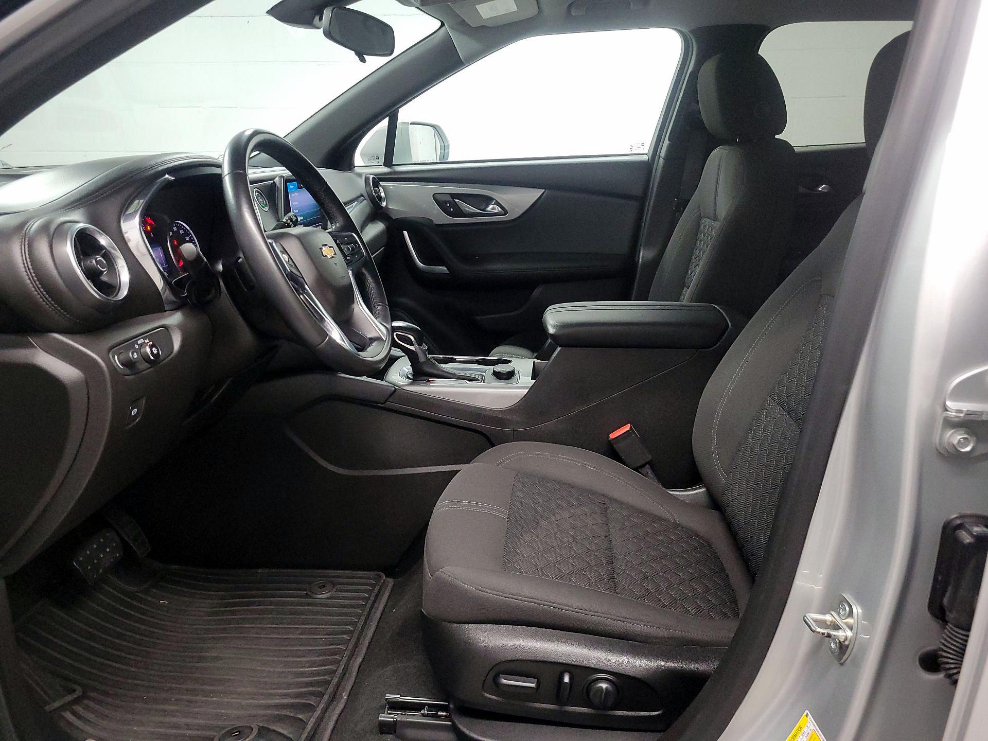 Thumbnail: 2019 Chevrolet Blazer - 11