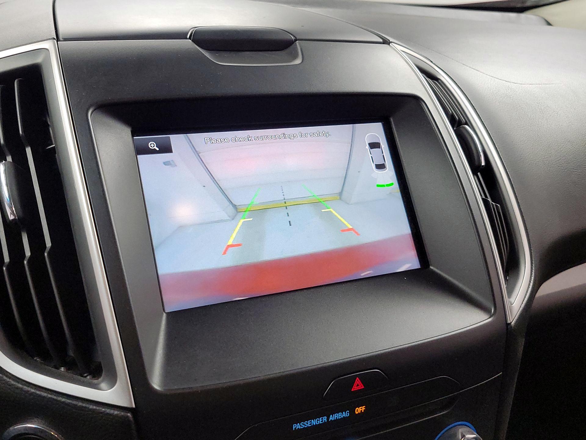 Thumbnail: 2015 Ford Edge - 14