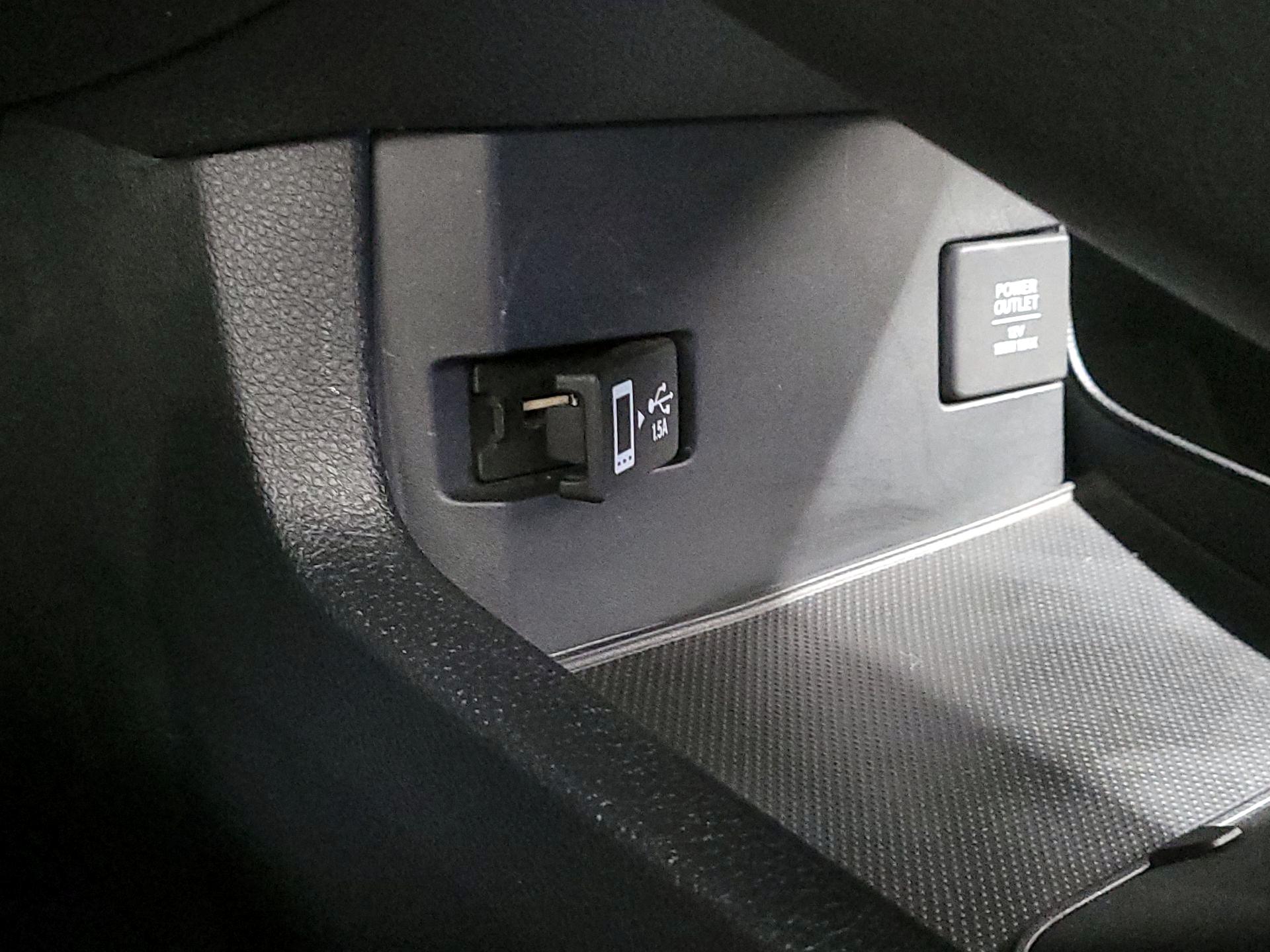 Thumbnail: 2016 Honda Civic - 18