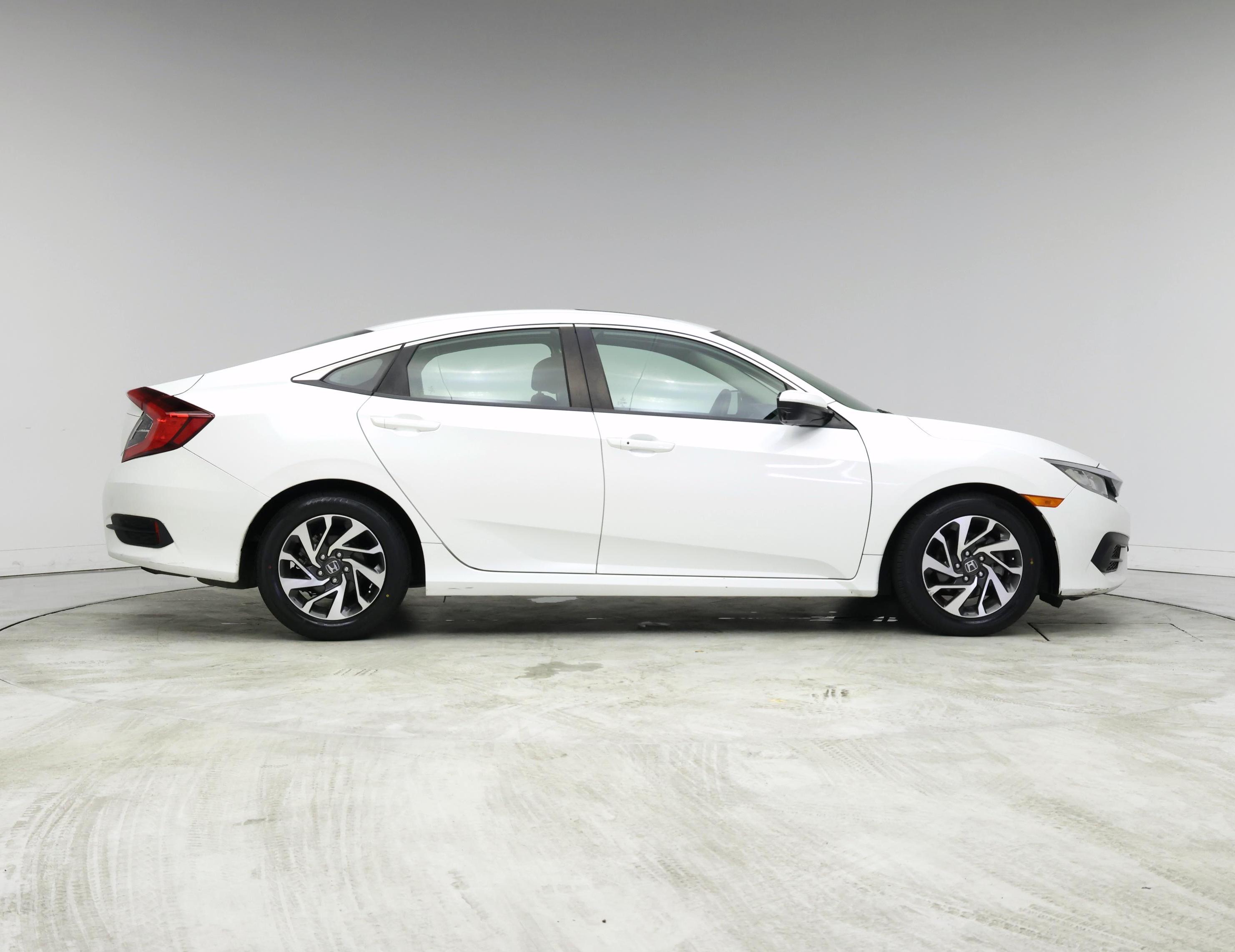 Thumbnail: 2016 Honda Civic - 7