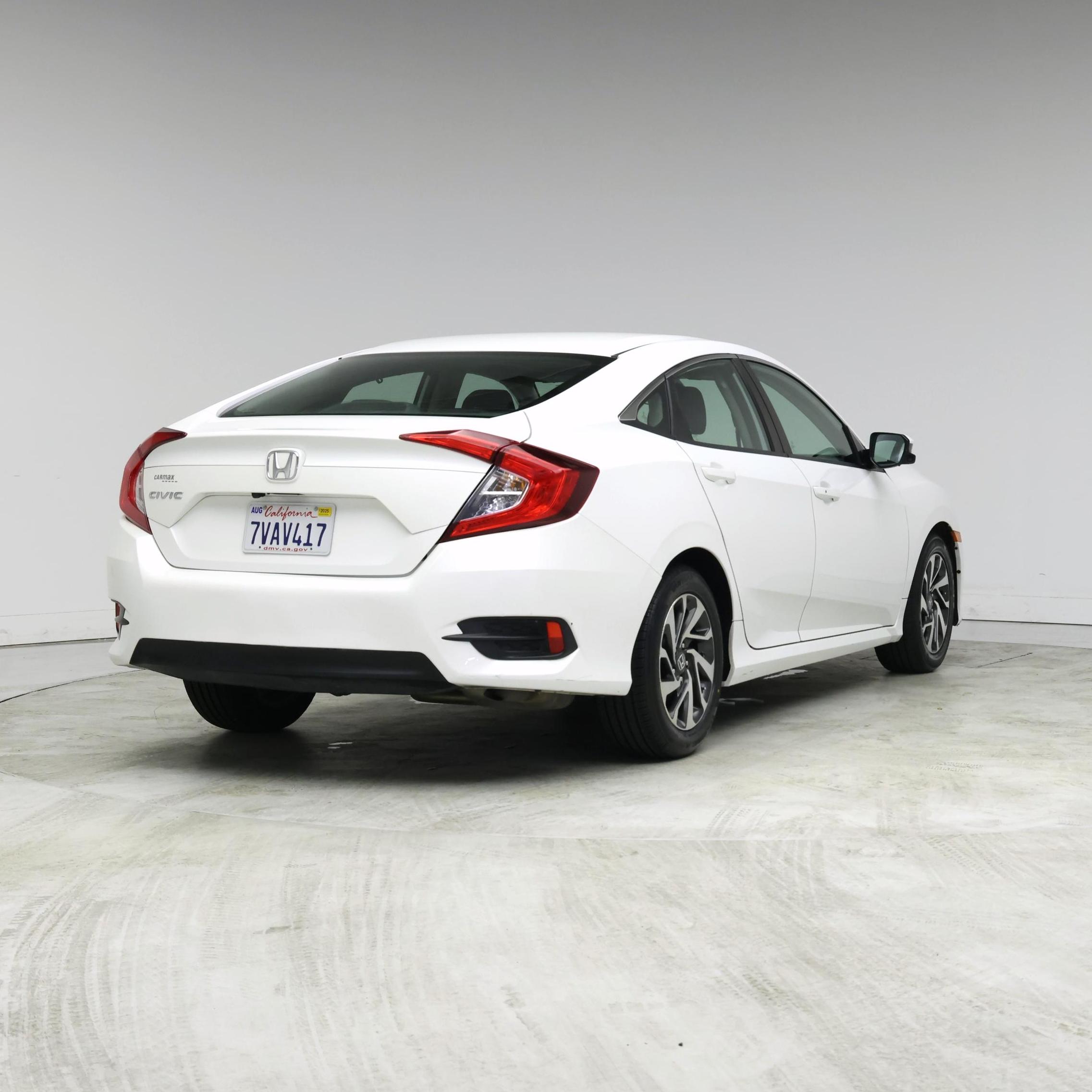 Thumbnail: 2016 Honda Civic - 8