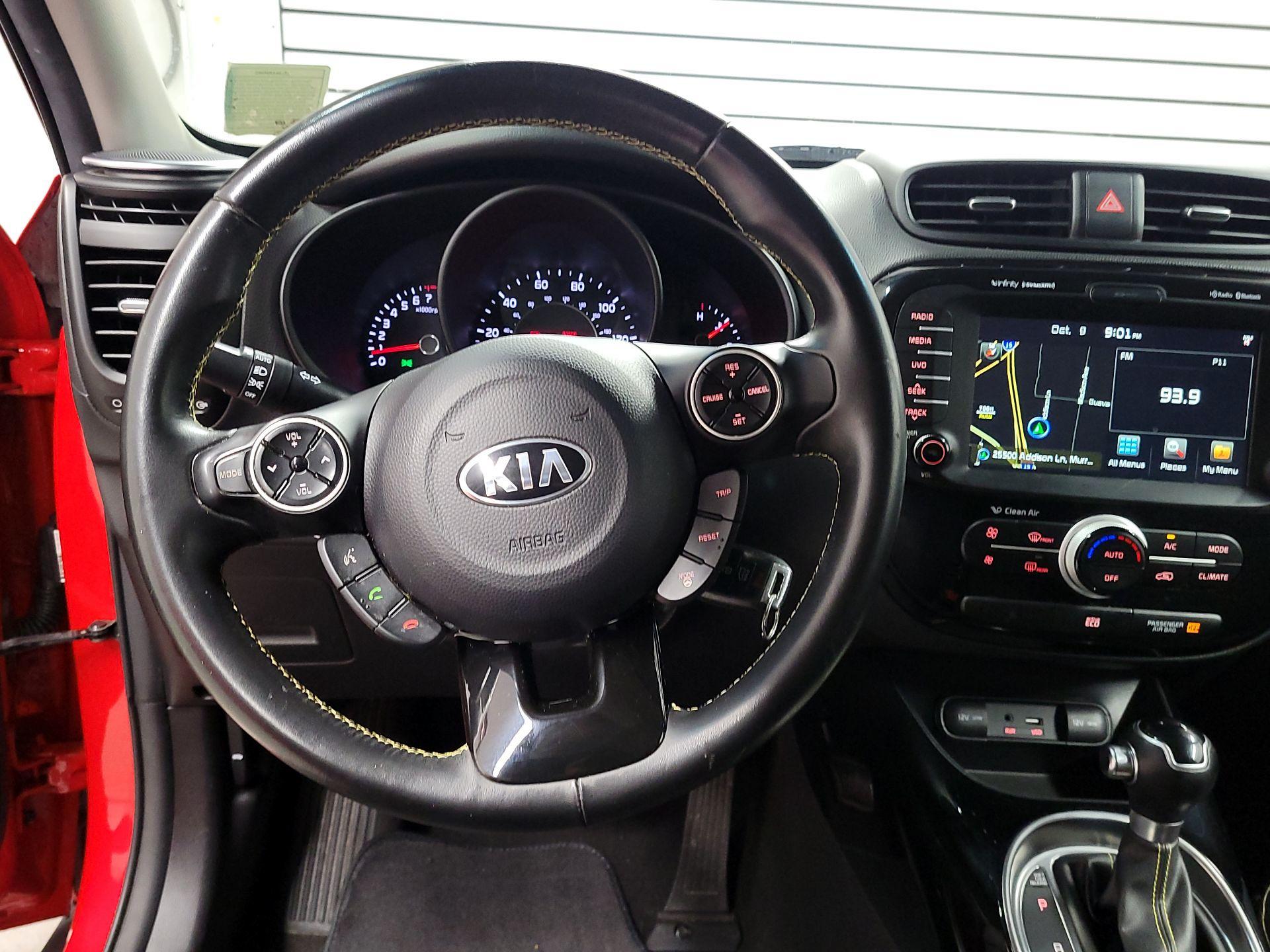 Thumbnail: 2015 Kia Soul - 10
