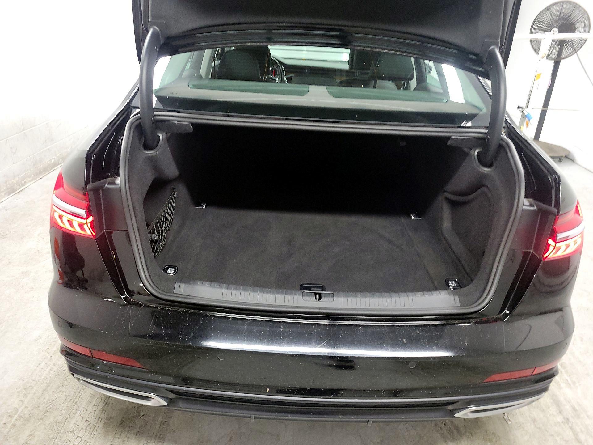 Thumbnail: 2019 Audi A6 - 18