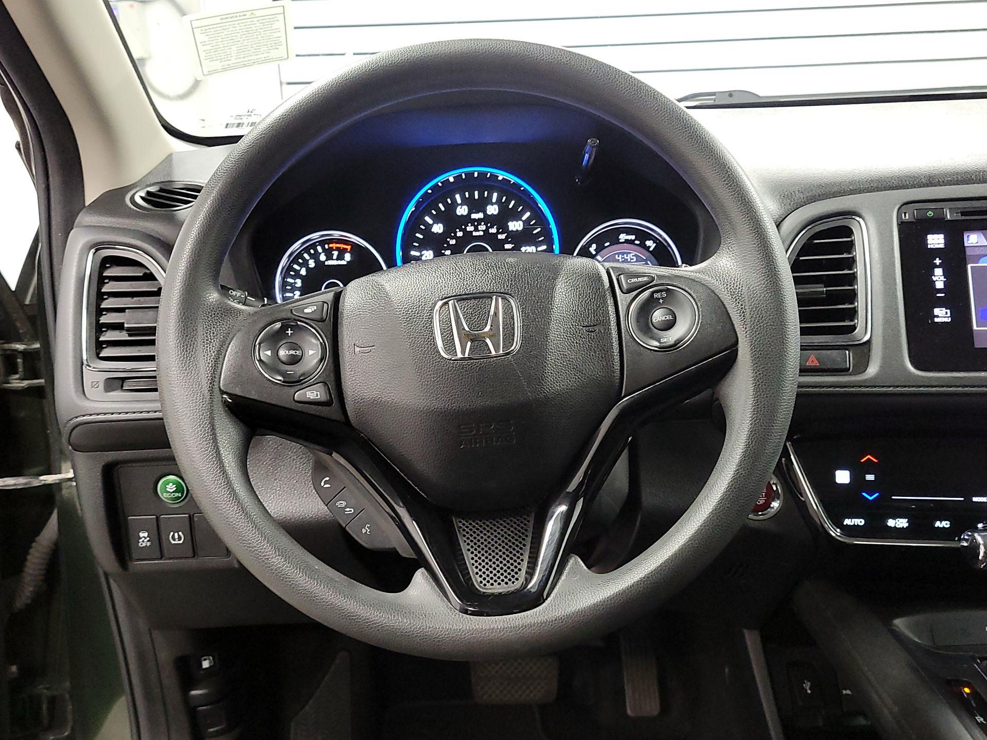 Thumbnail: 2016 Honda HR-V - 10